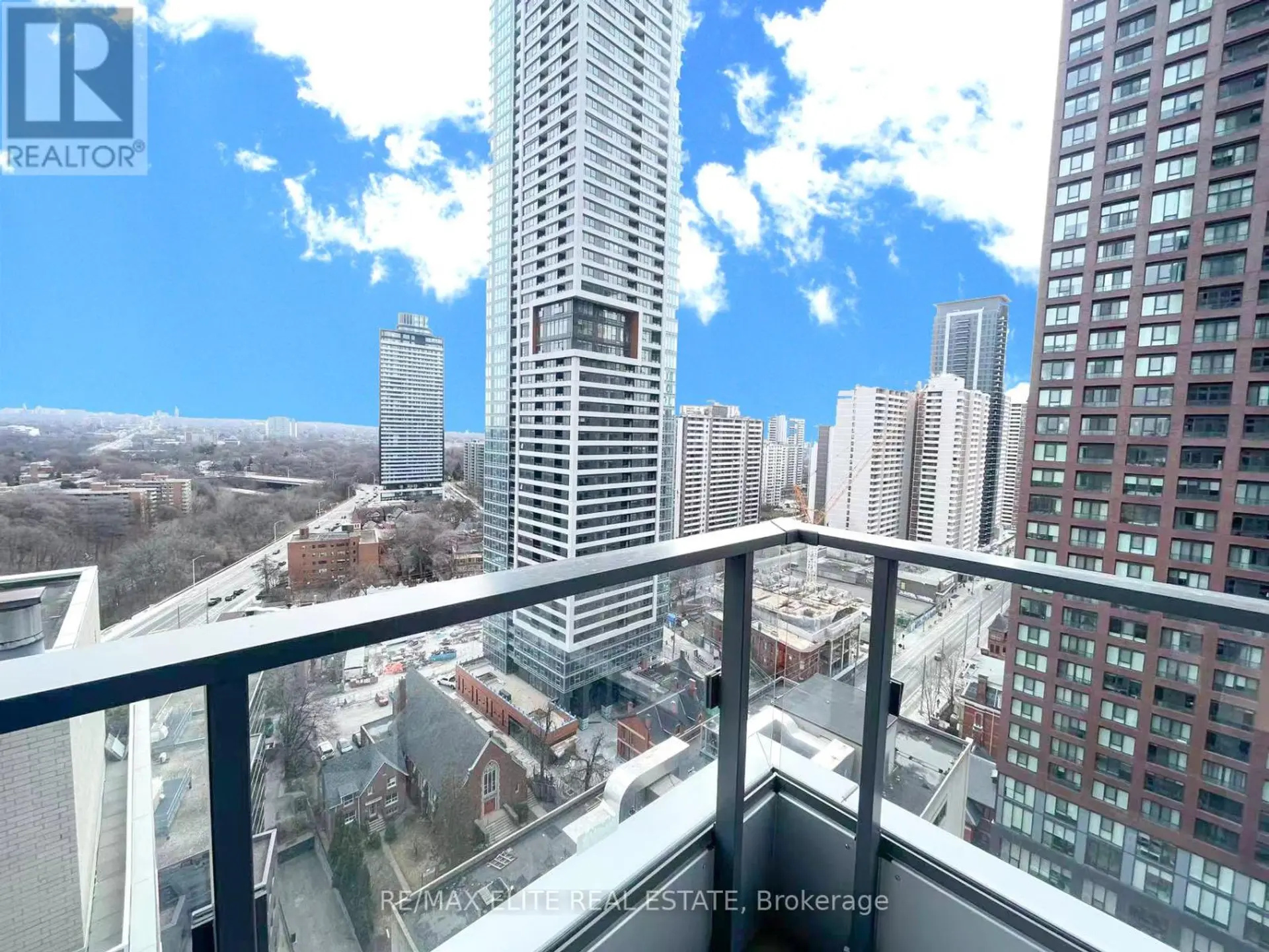 #1711 395 BLOOR STREET E - Image 11