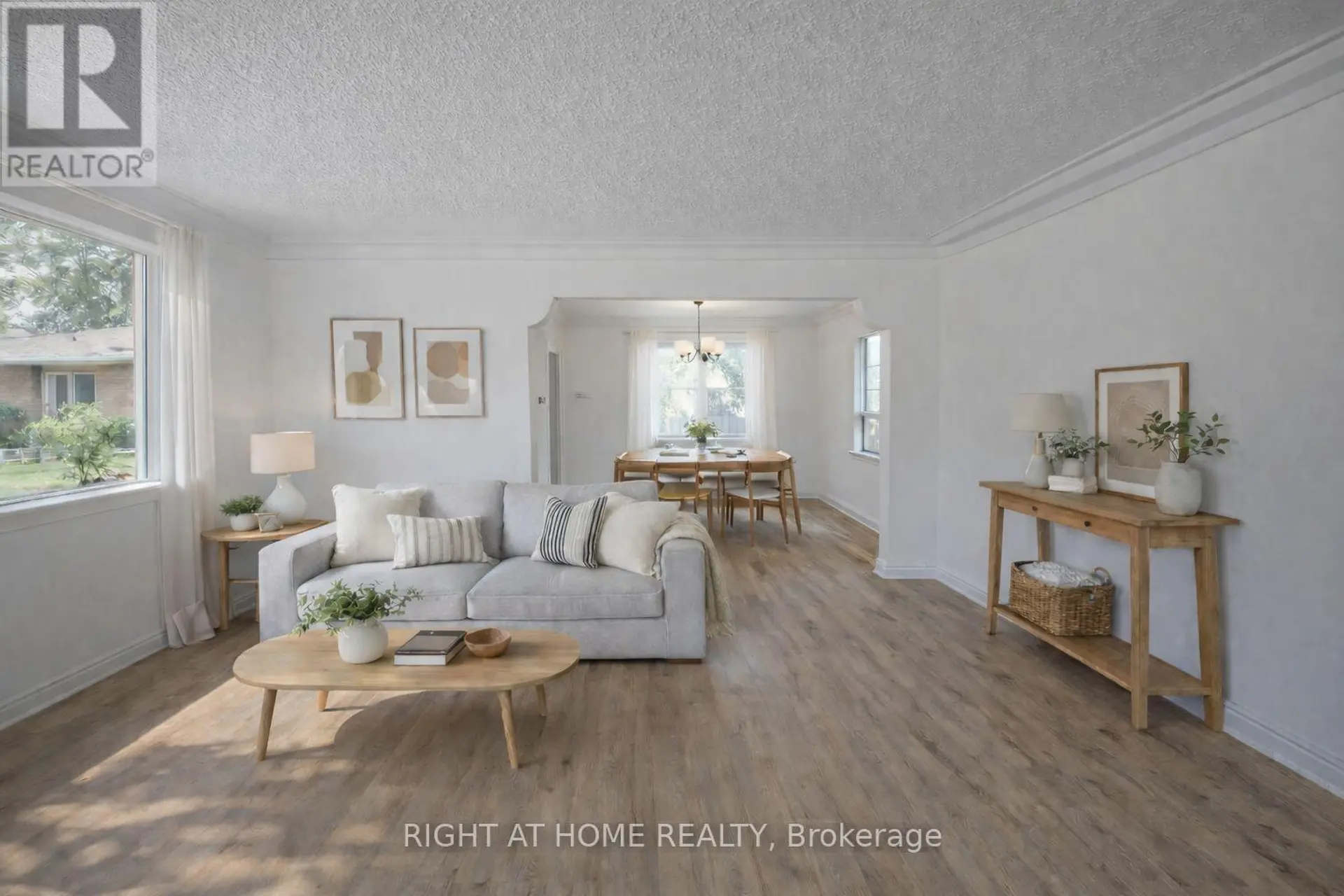 70 BUNNELL CRESCENT - Image 3