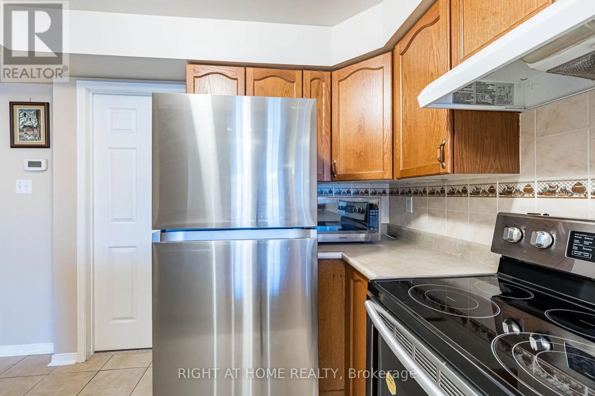 #40 200 MCLEVIN AVENUE - Image 12