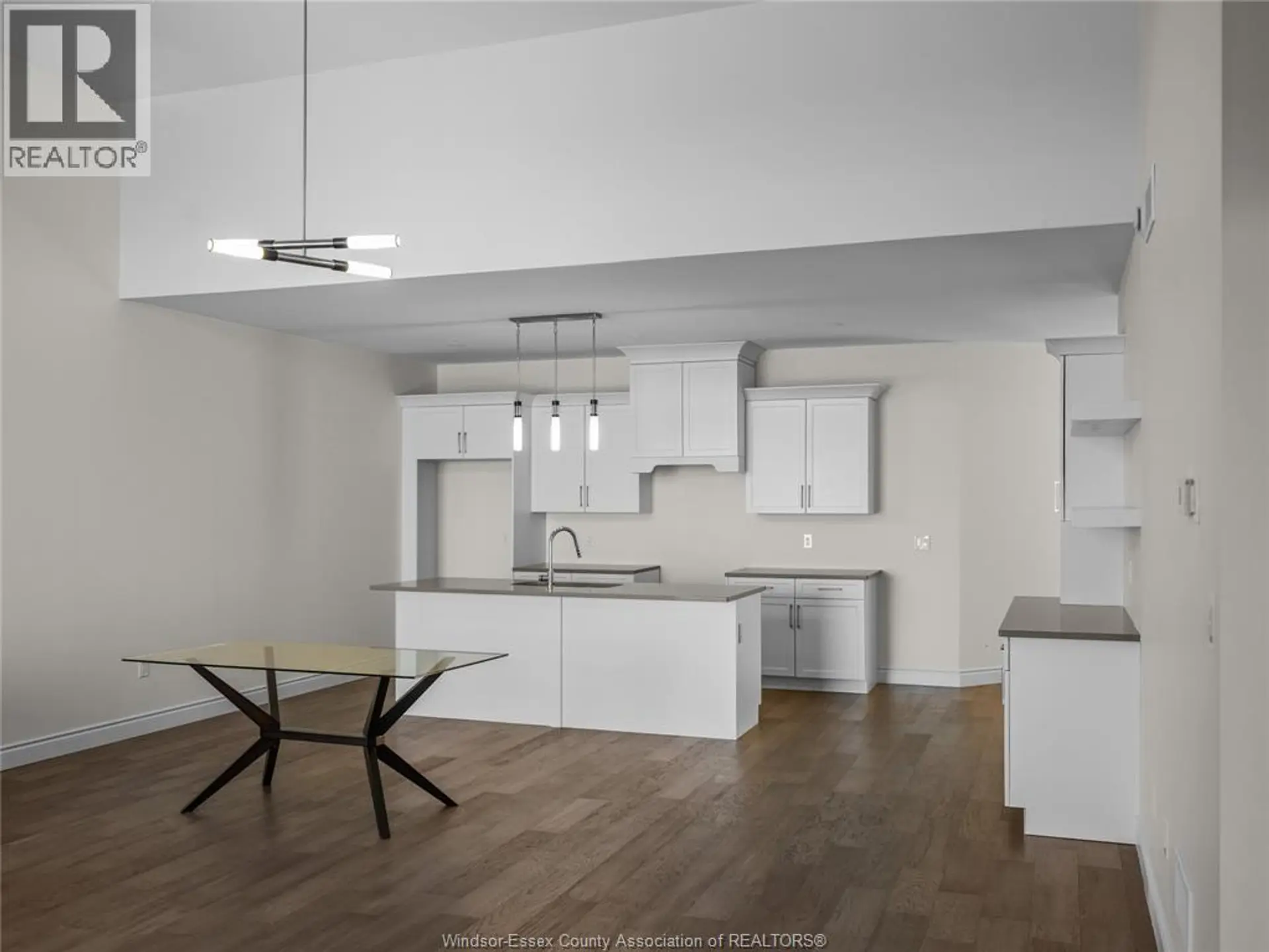 218 MCLELLAN AVENUE - Image 4