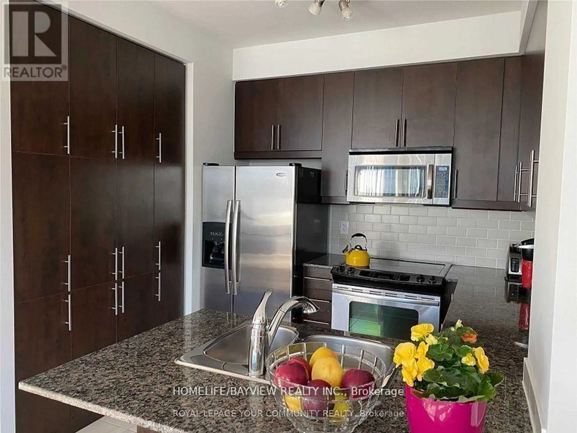 #1910 18 HOLMES AVENUE - Image 3