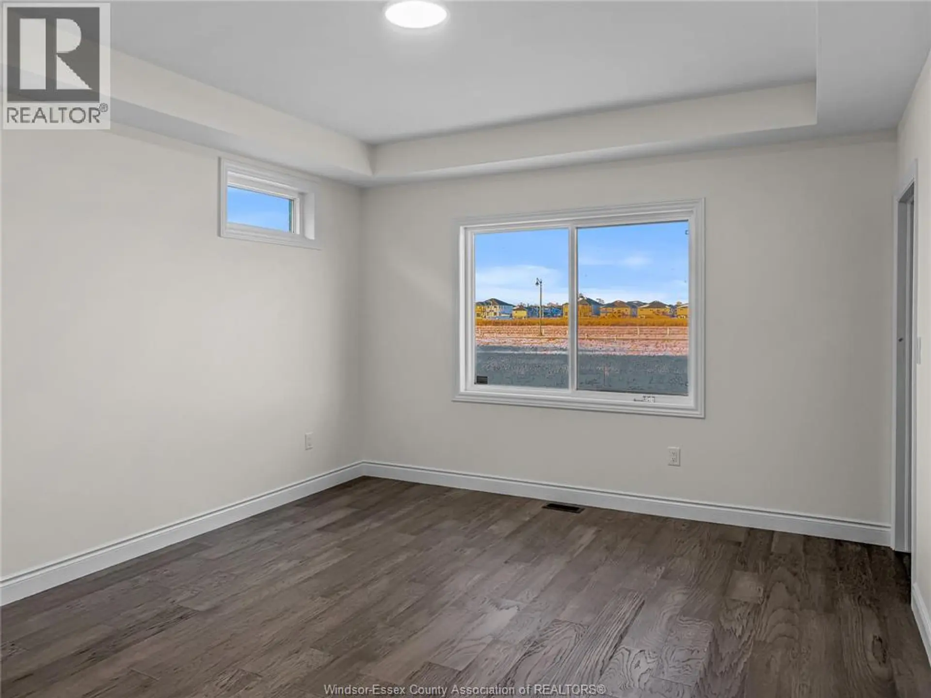 222 MCLELLAN AVENUE - Image 7