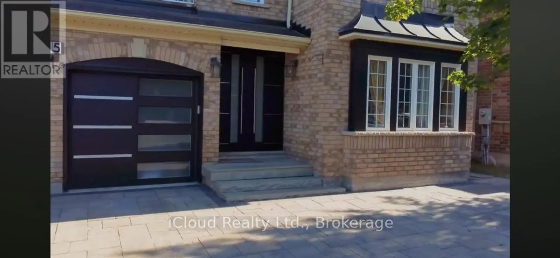15 NINA PLACE - Image 2