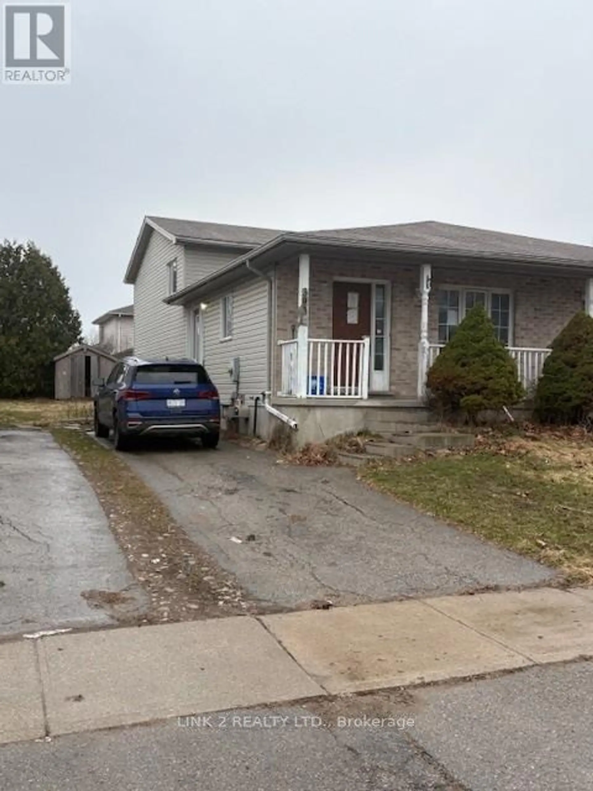 393 FLEMING DRIVE - Image 1