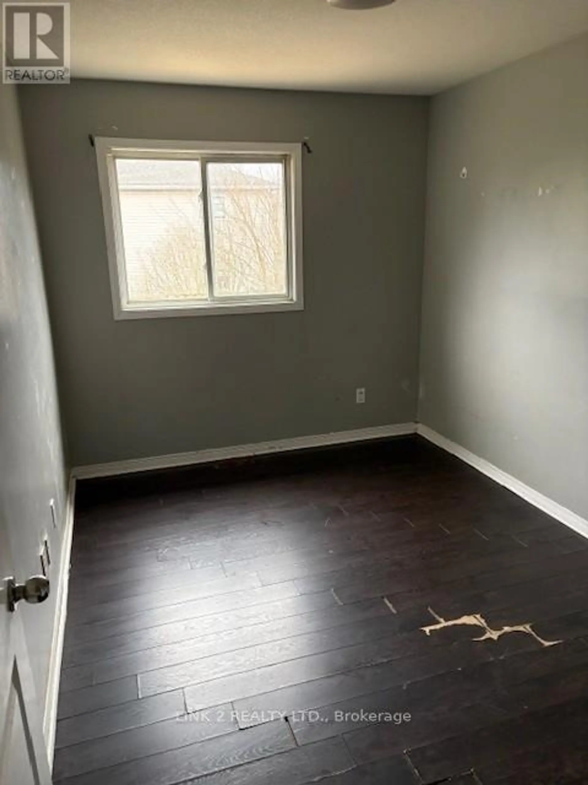 393 FLEMING DRIVE - Image 7