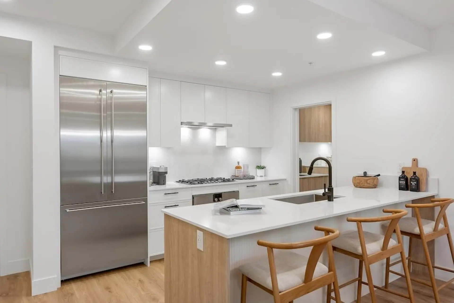 #601 33160 Plaxton Crescent - Image 5