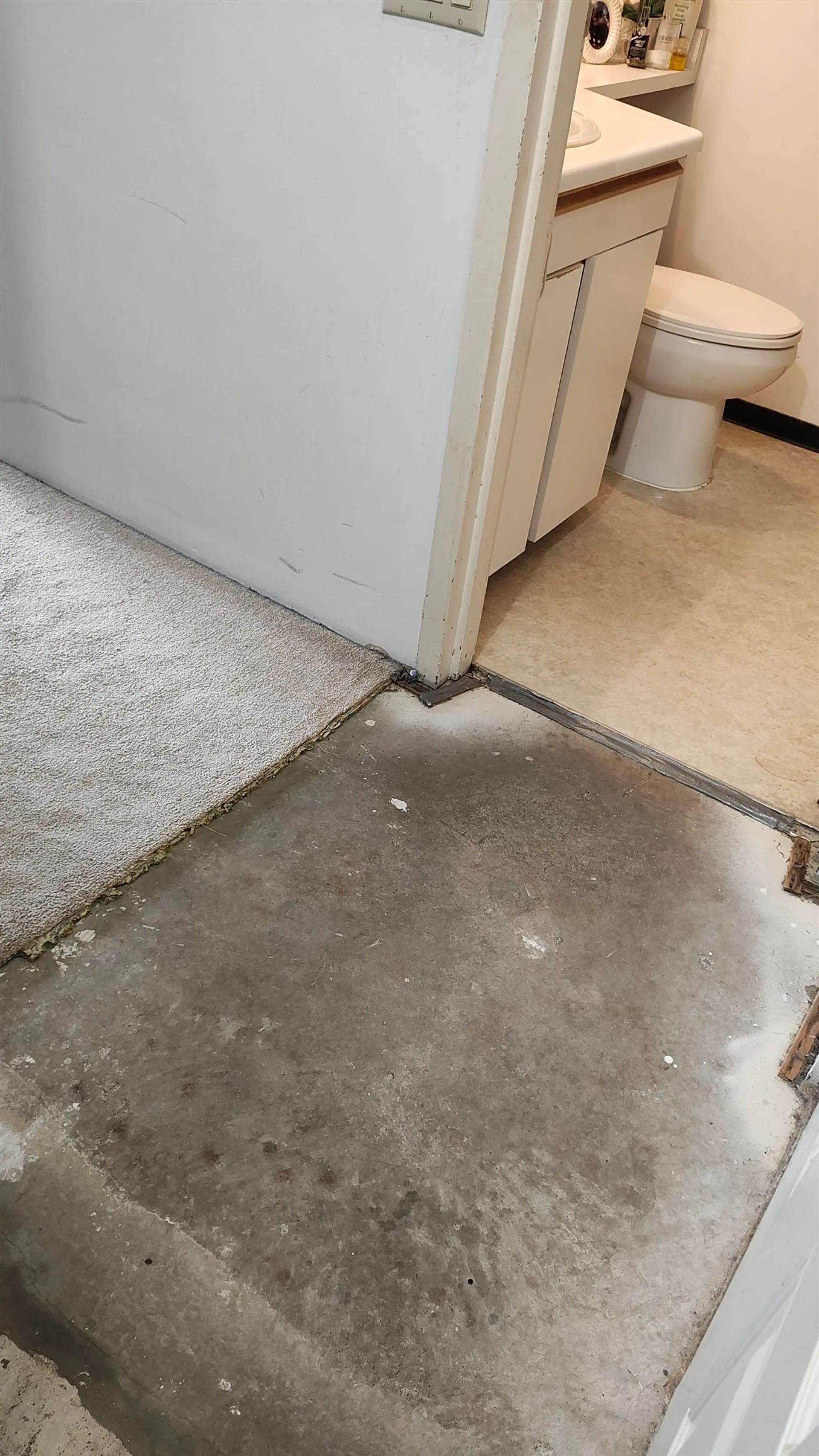 #2303 3970 Carrigan Court - Image 17
