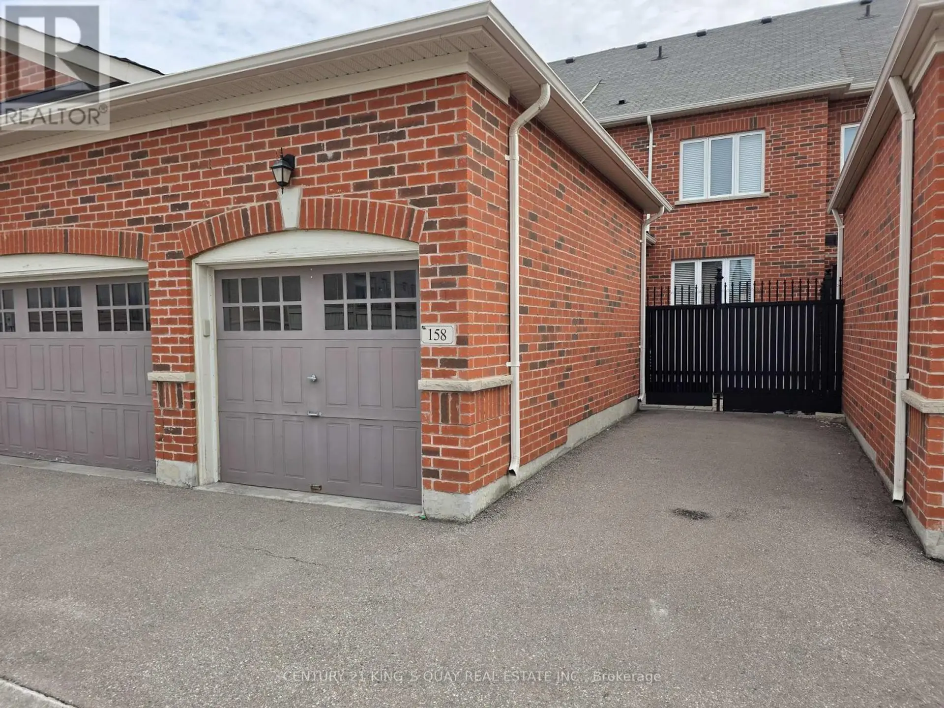 158 HARBORD STREET - Image 2