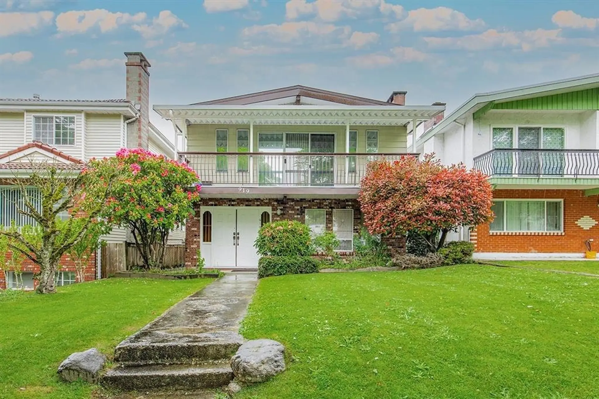 Property at 919 E 39th Avenue, Vancouver, BC