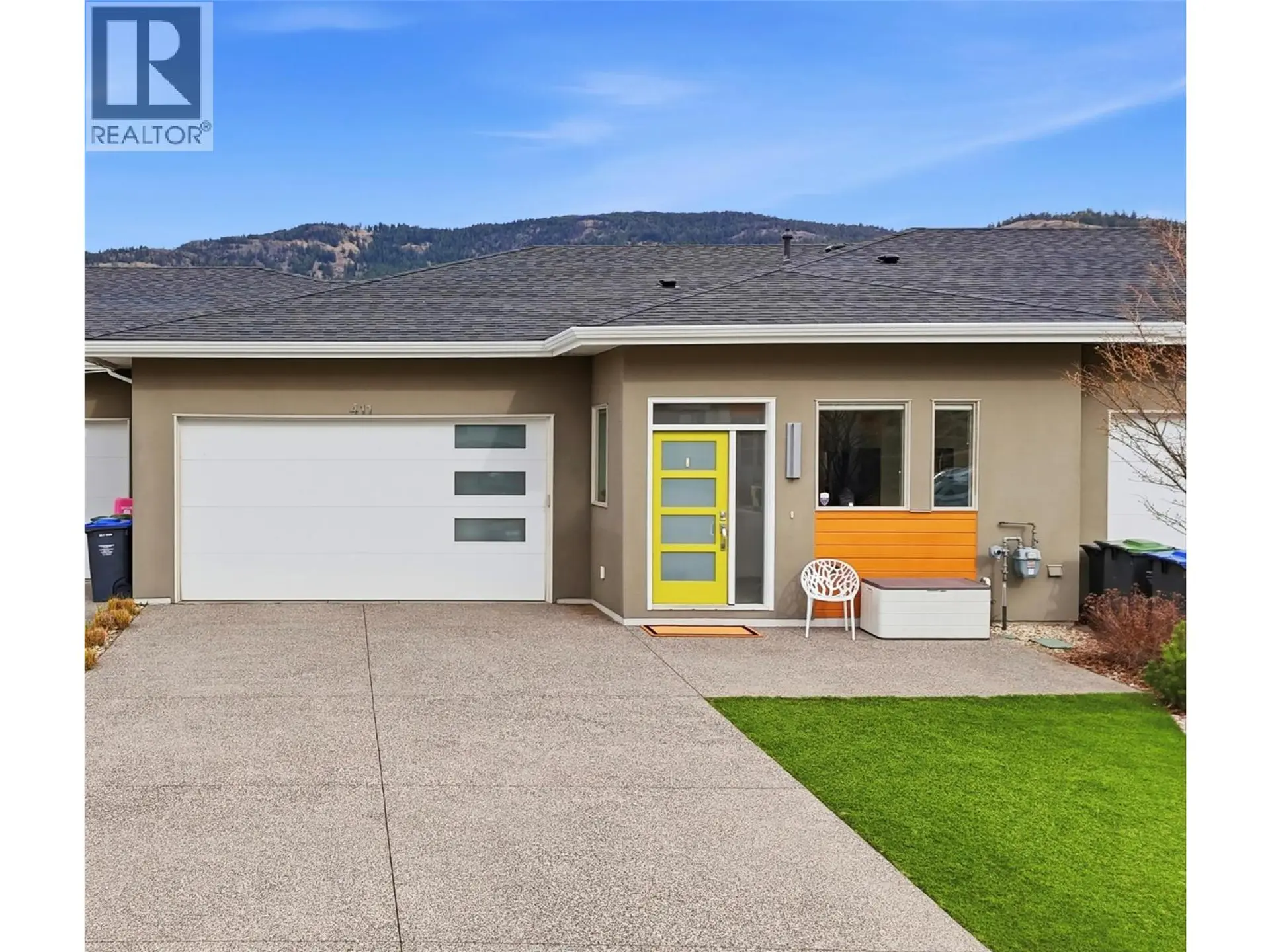 Property at 411 Dunbar Court, Kelowna, BC