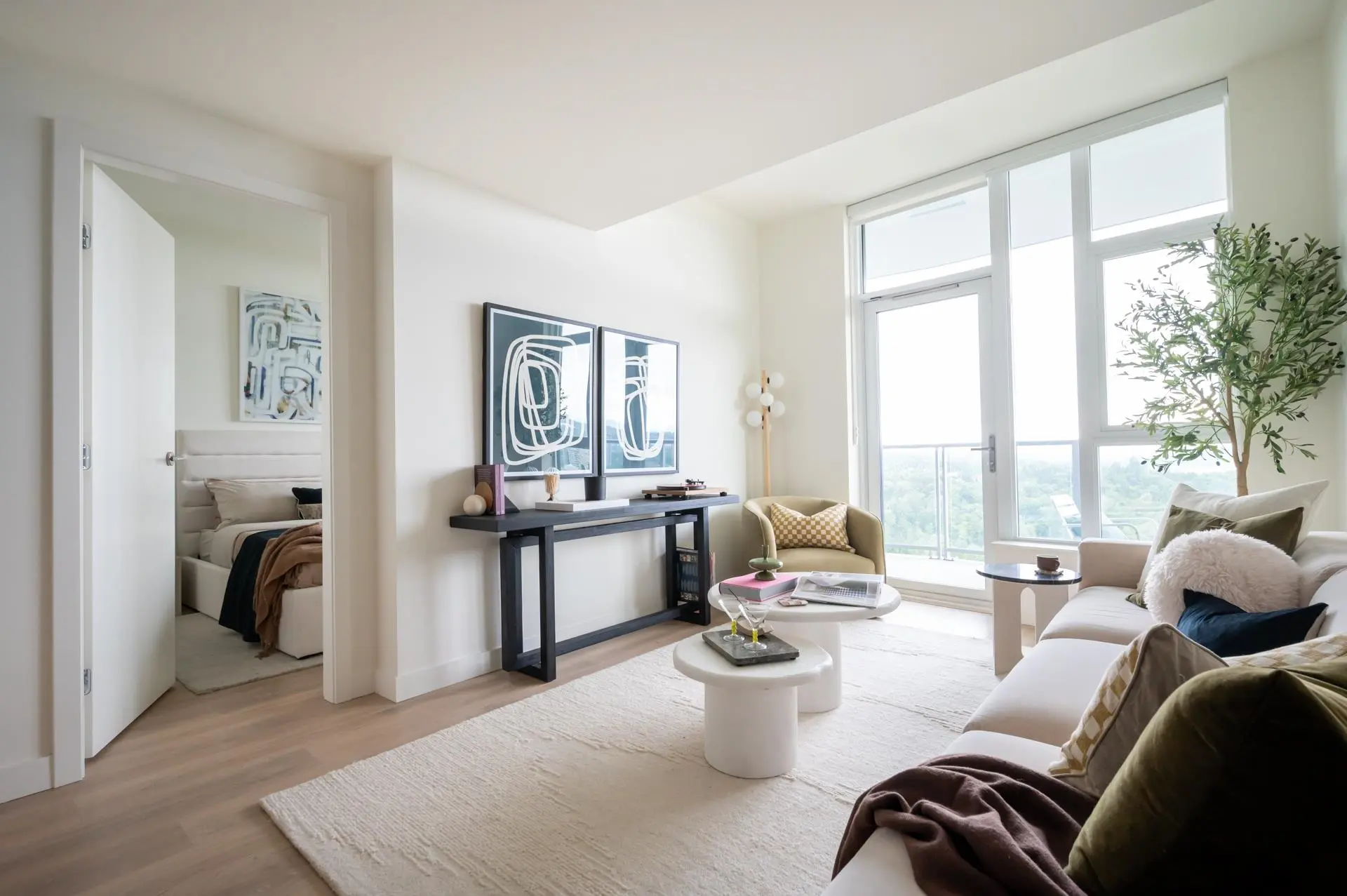 #2803 308 Alderson Avenue - Image 5