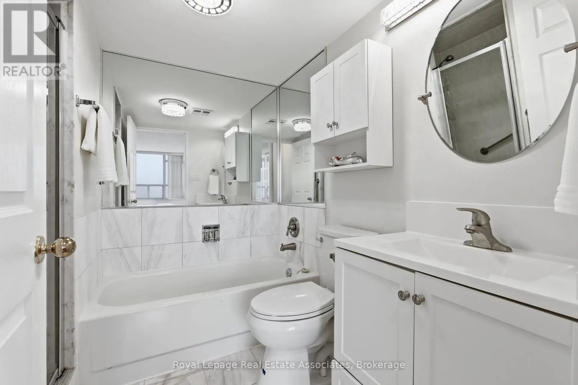 #1401 10 MALTA AVENUE - Image 10