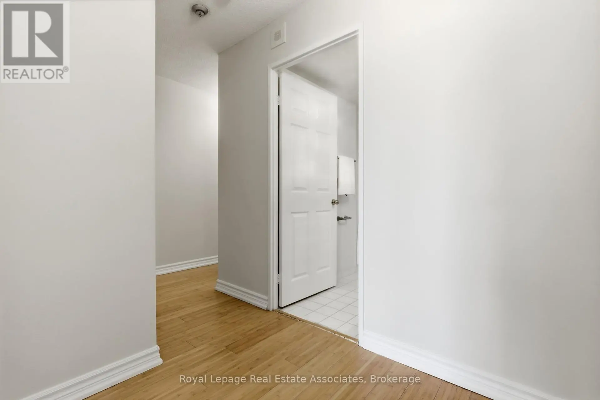 #1401 10 MALTA AVENUE - Image 11
