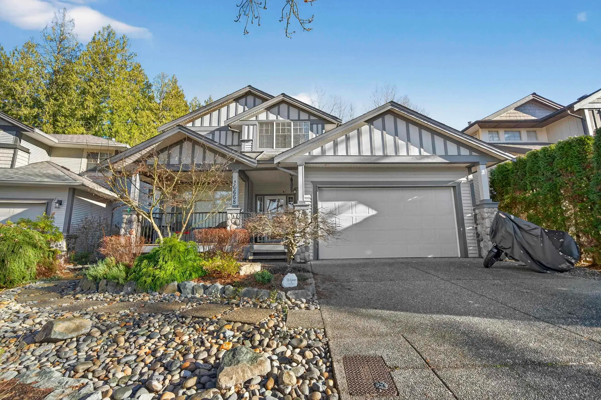 Property at 10668 245b Street, Maple Ridge, BC