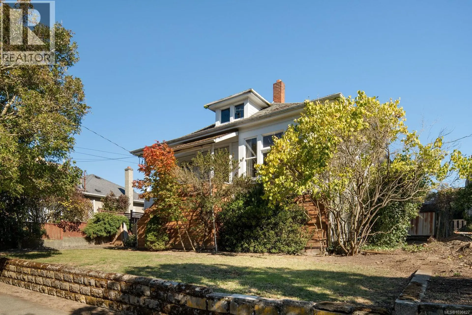 Property at 2639 Prior St, Victoria, BC