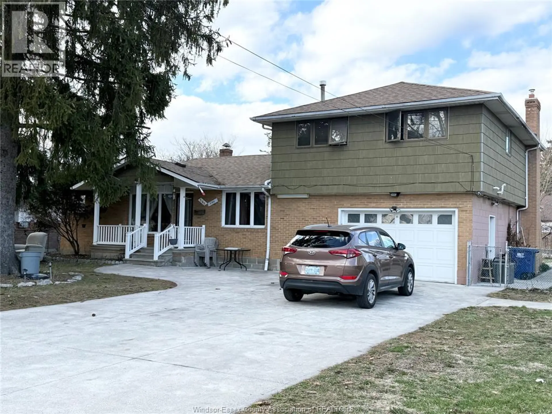 564 WALLACE - Image 1