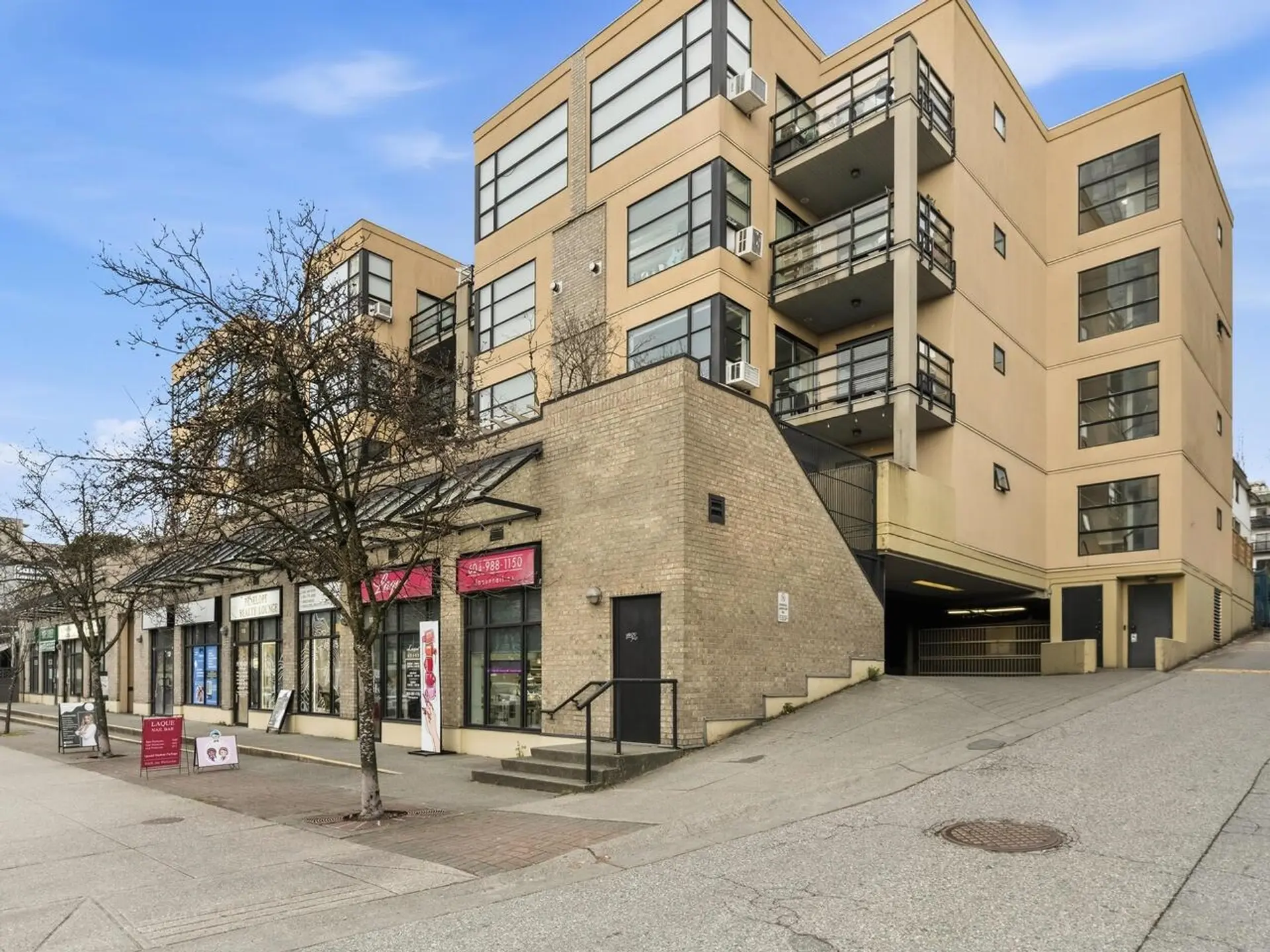 #402 124 W 3rd Street - Image 20
