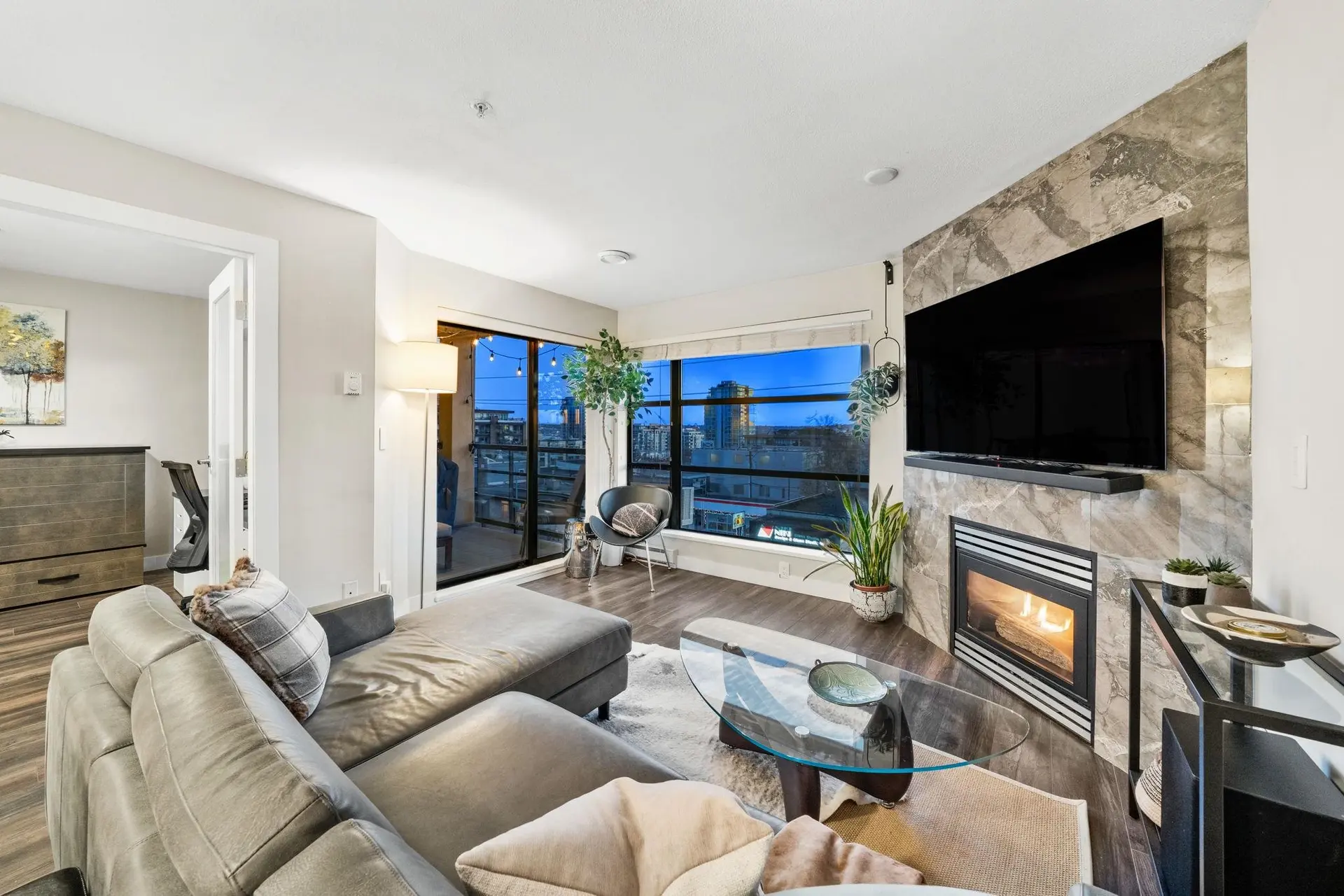 #410 124 W 3rd Street - Image 7