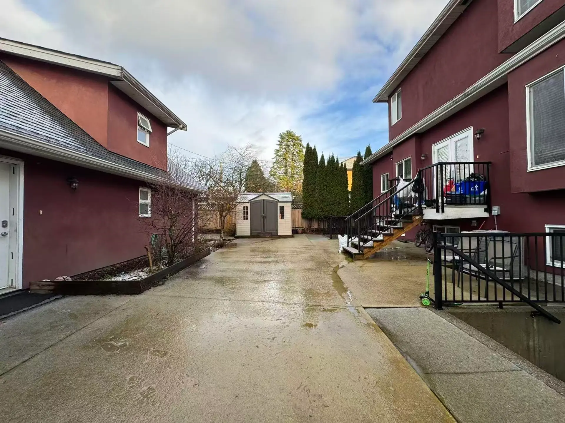 1435 E 30th Avenue - Image 2