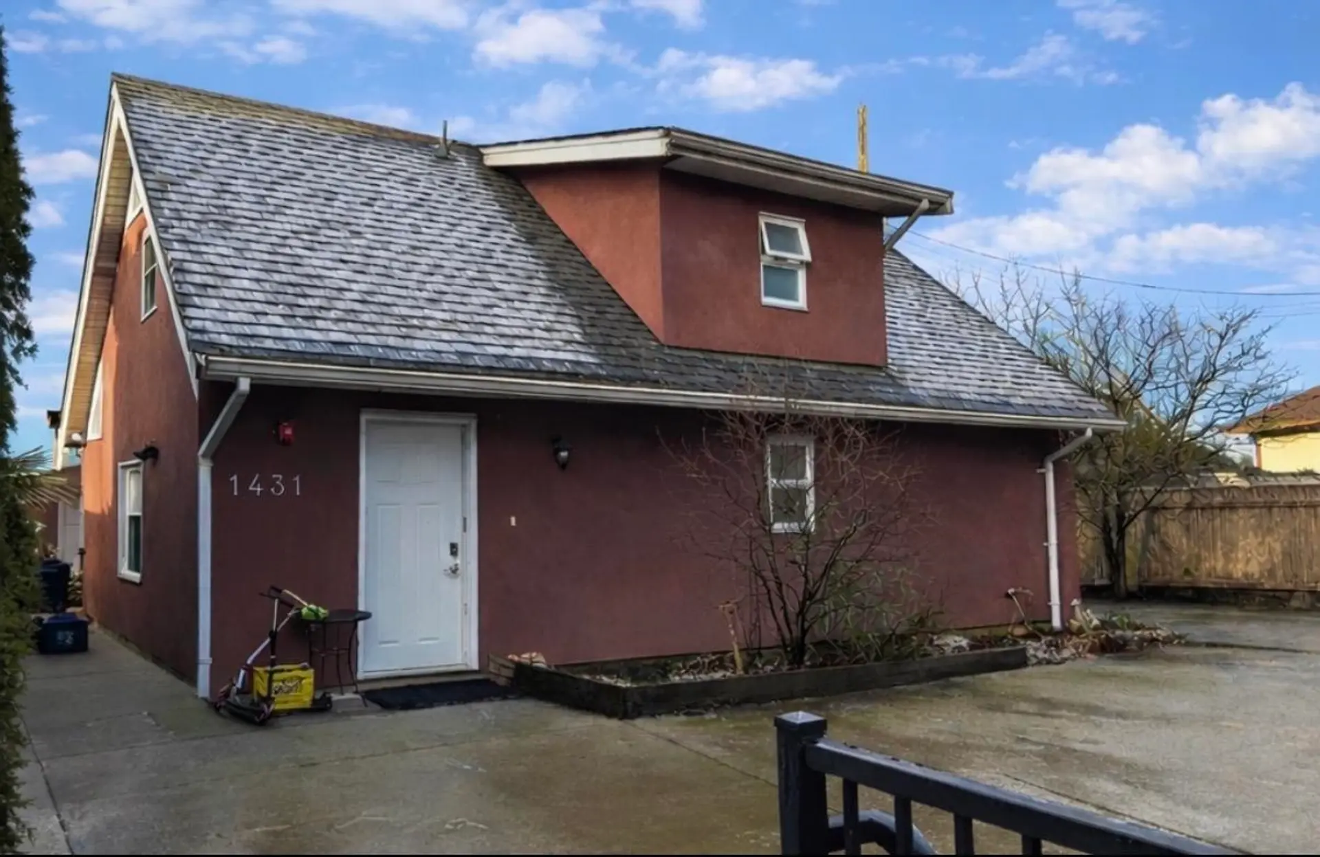 1435 E 30th Avenue - Image 4