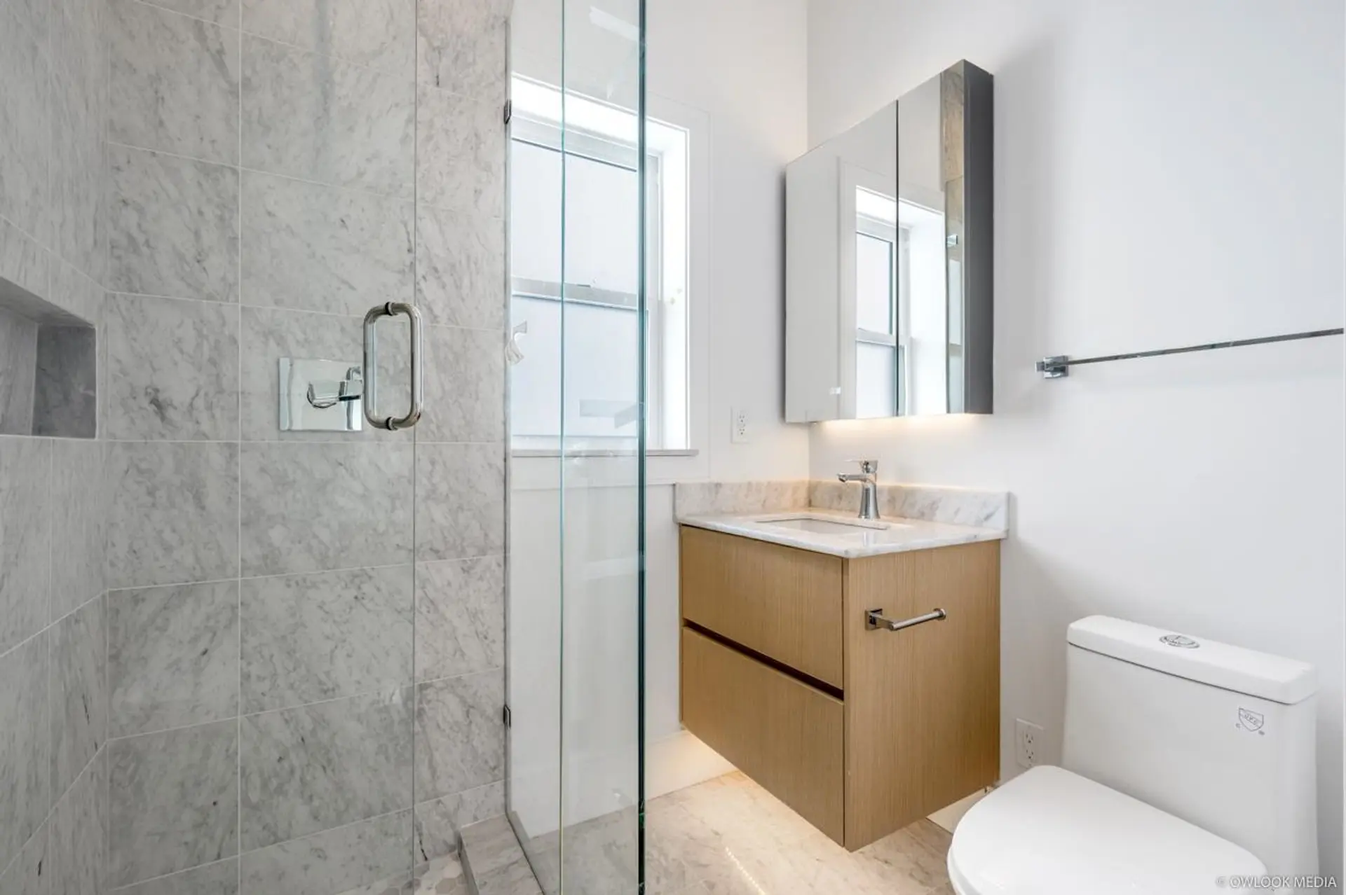 1319 E 62nd Street - Image 7