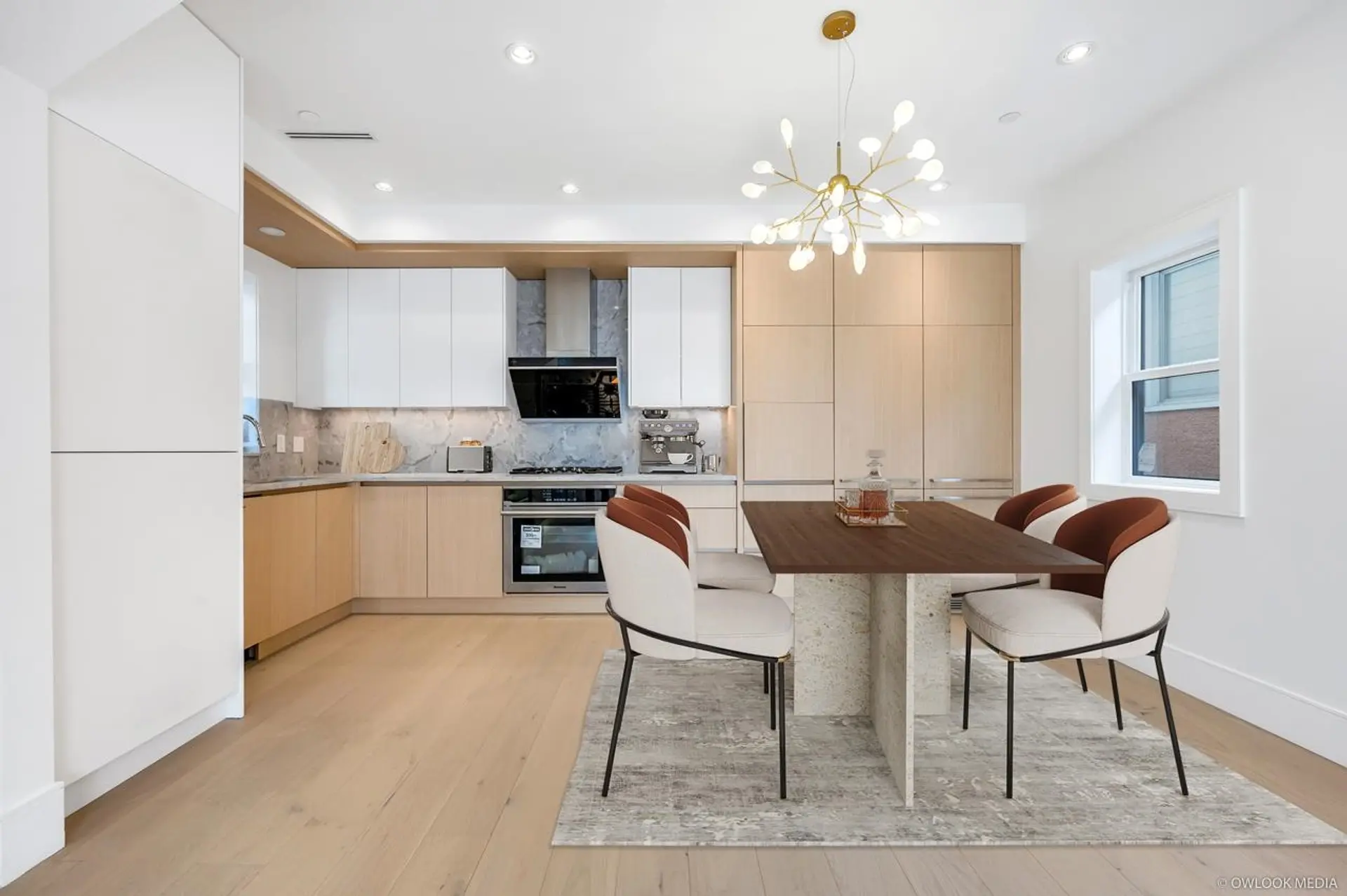 1319 E 62nd Street - Image 9