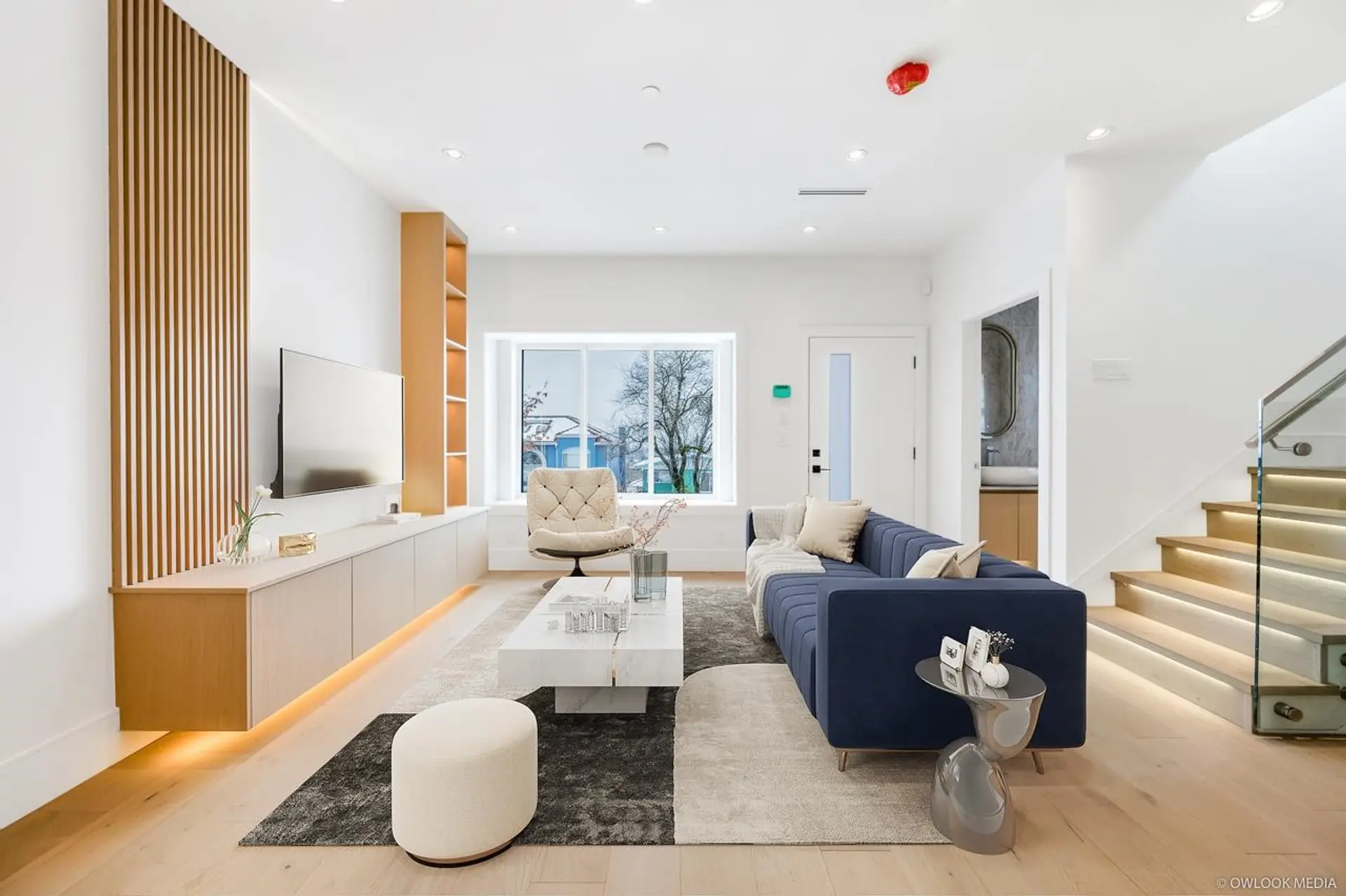 1319 E 62nd Street - Image 4