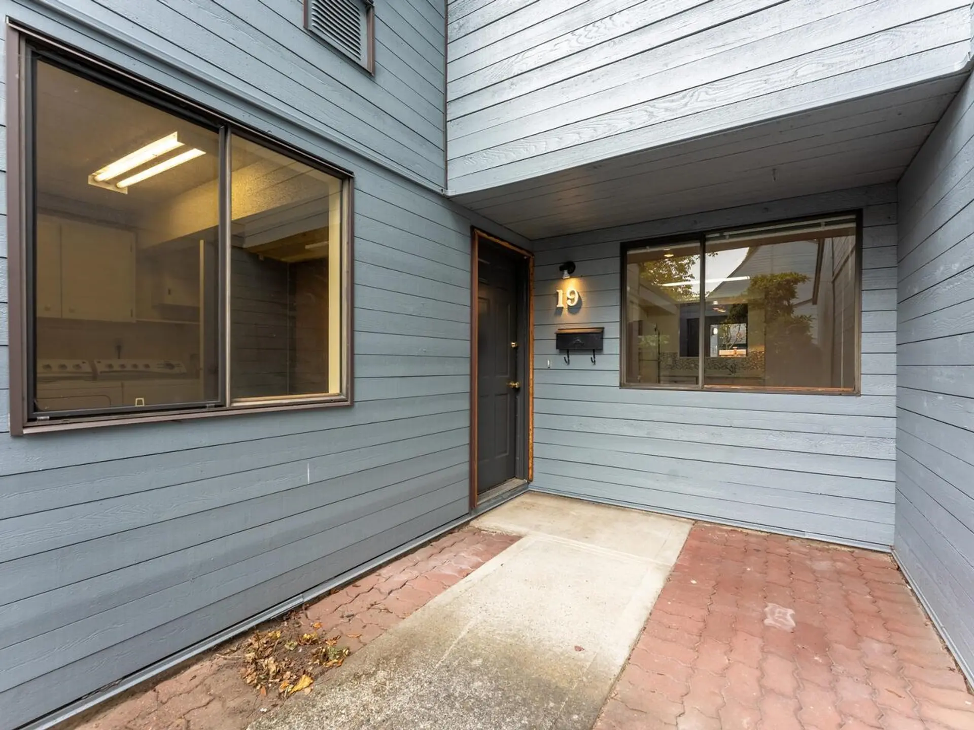 #19 3851 Blundell Road - Image 16