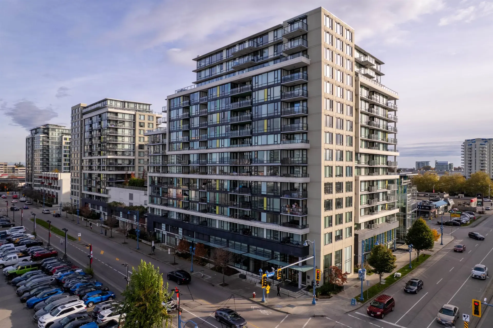 Property at #902 7788 Ackroyd Road, Richmond, BC