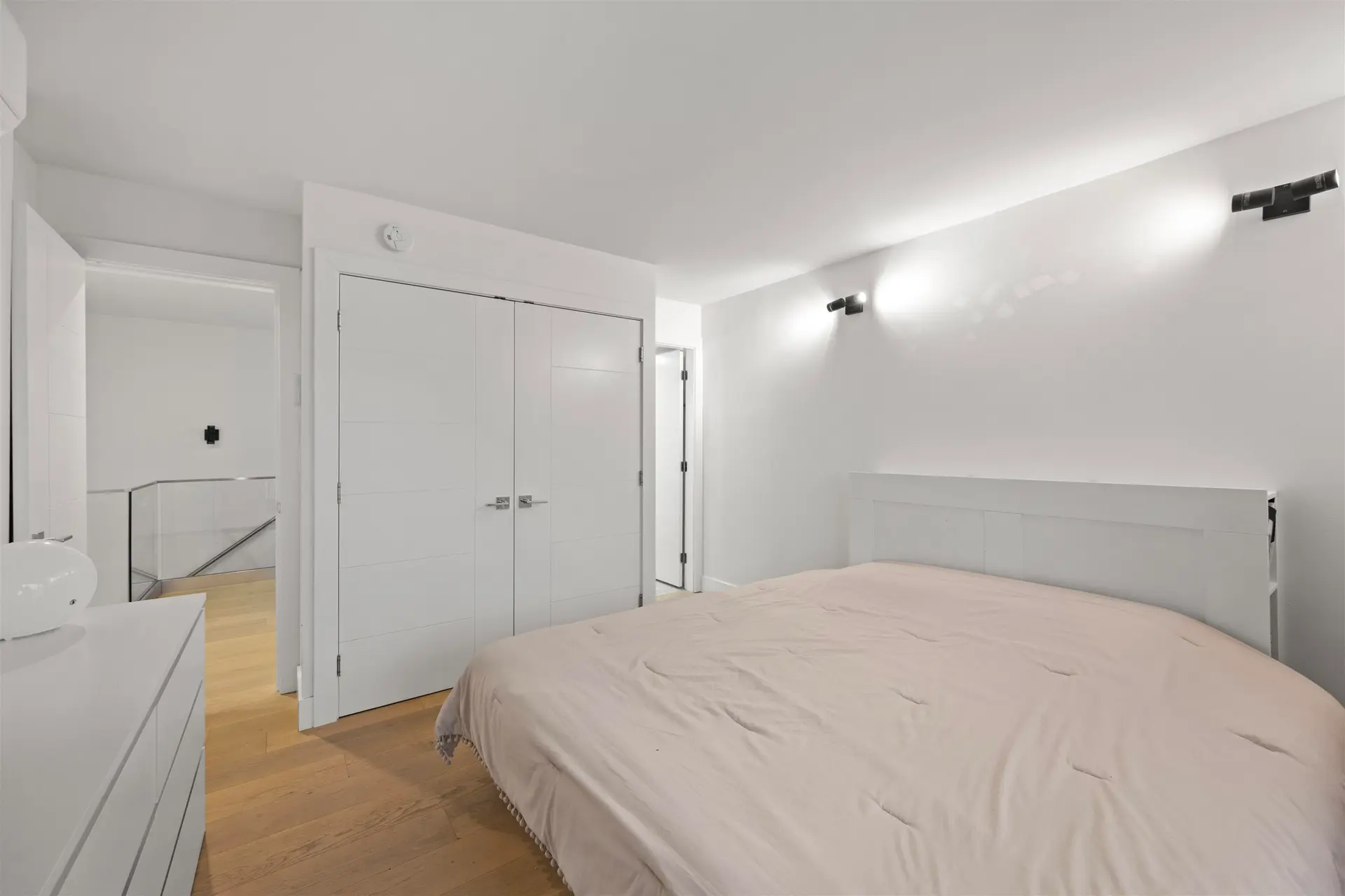 #1207 1515 Eastern Avenue - Image 10
