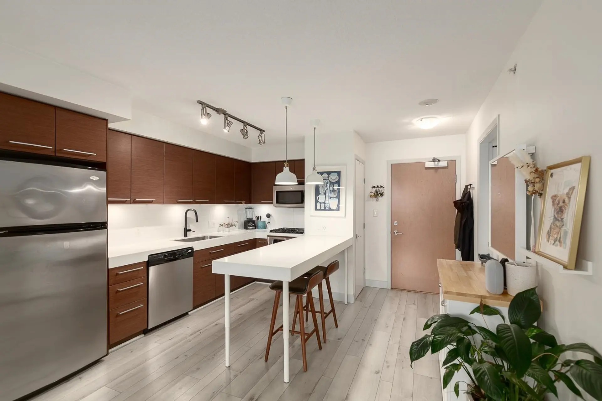 Property at #903 2770 Sophia Street, Vancouver, BC
