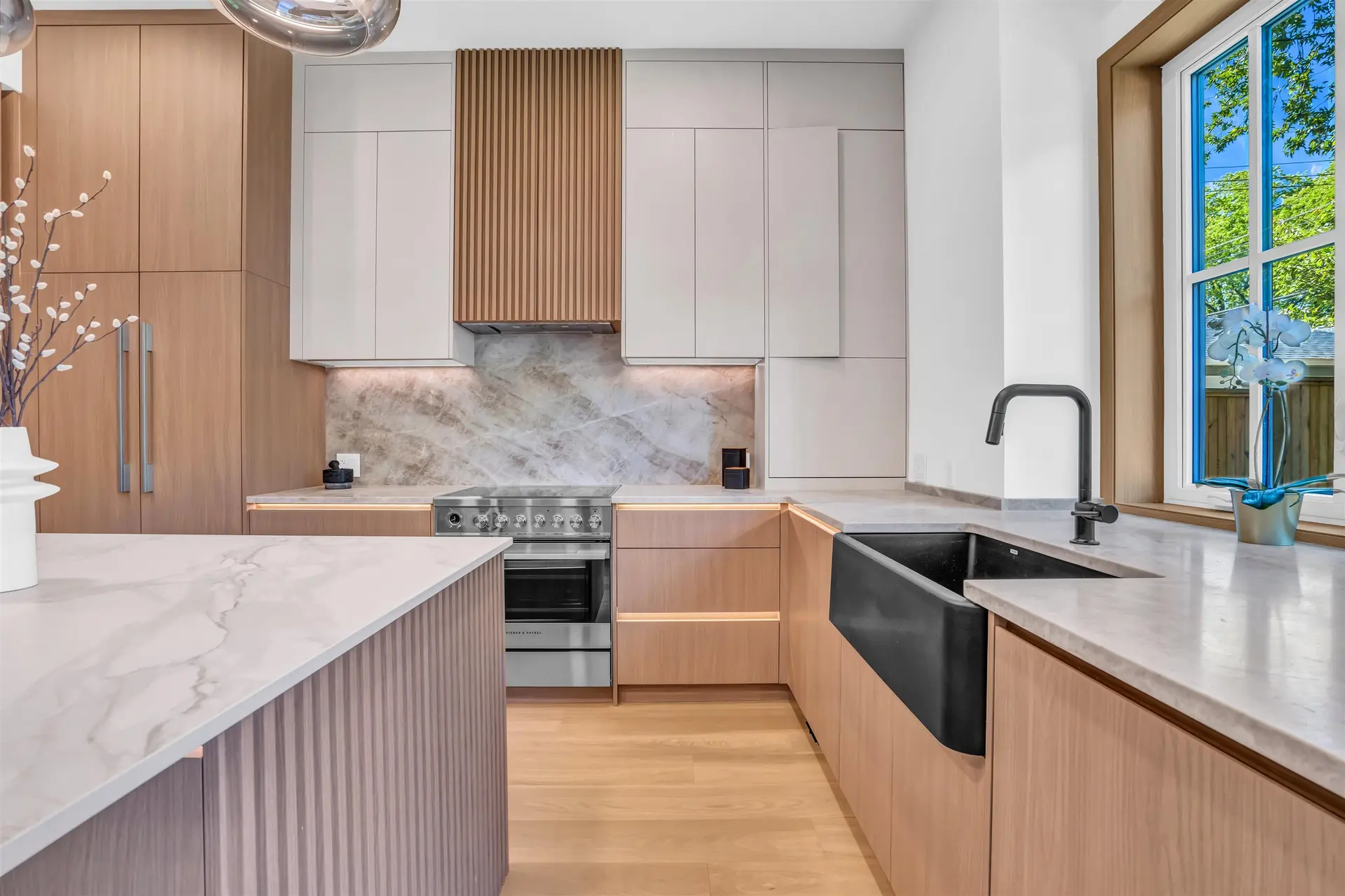 4029 W 33rd Avenue - Image 8