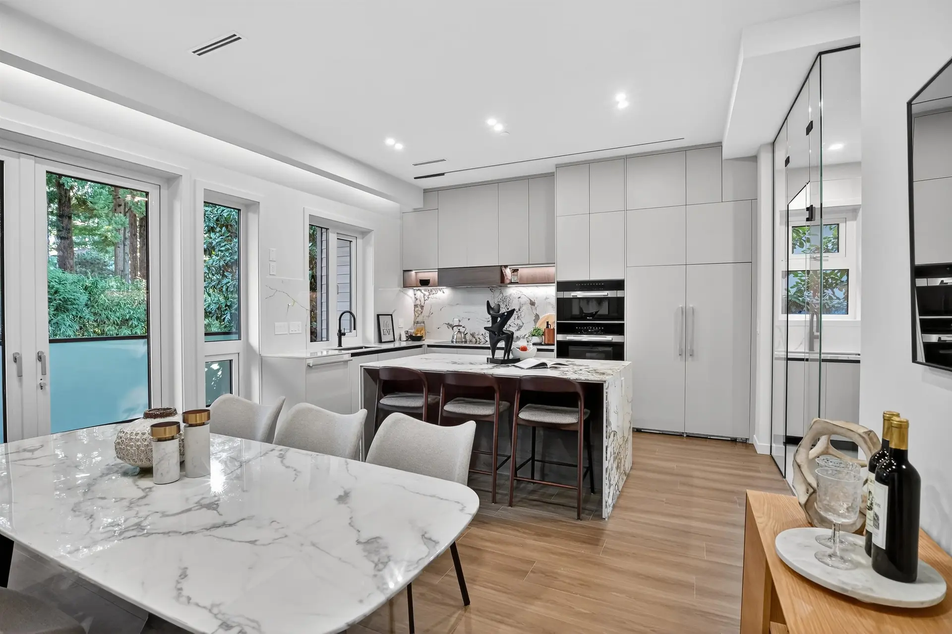 3548 W 35th Avenue - Image 8
