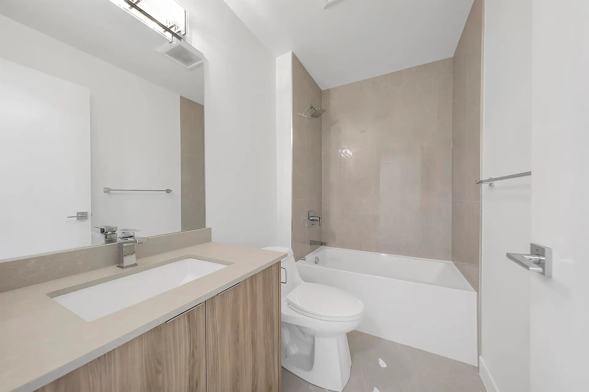 #104 11913 Burnett Street - Image 14