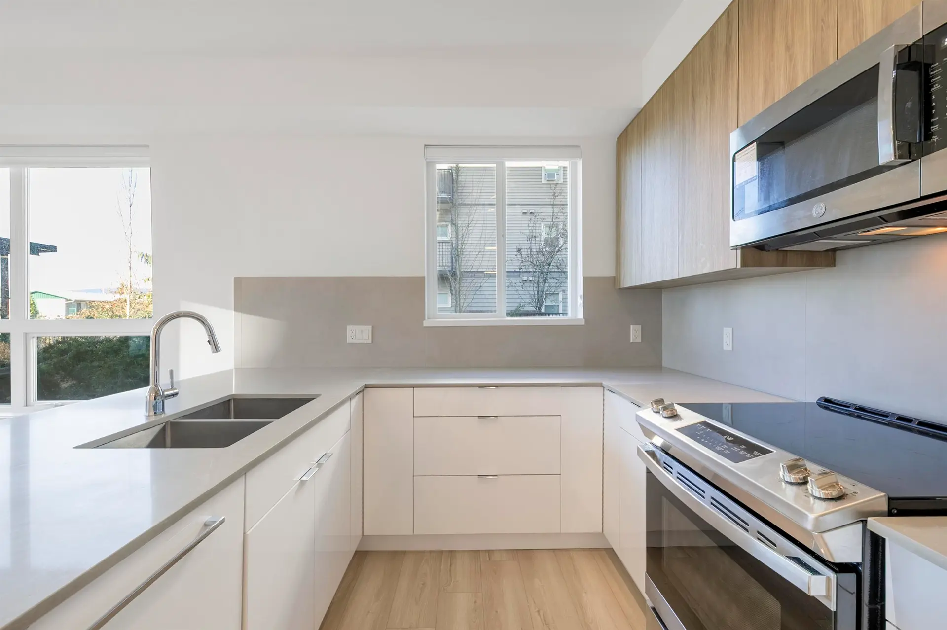 #104 11913 Burnett Street - Image 4
