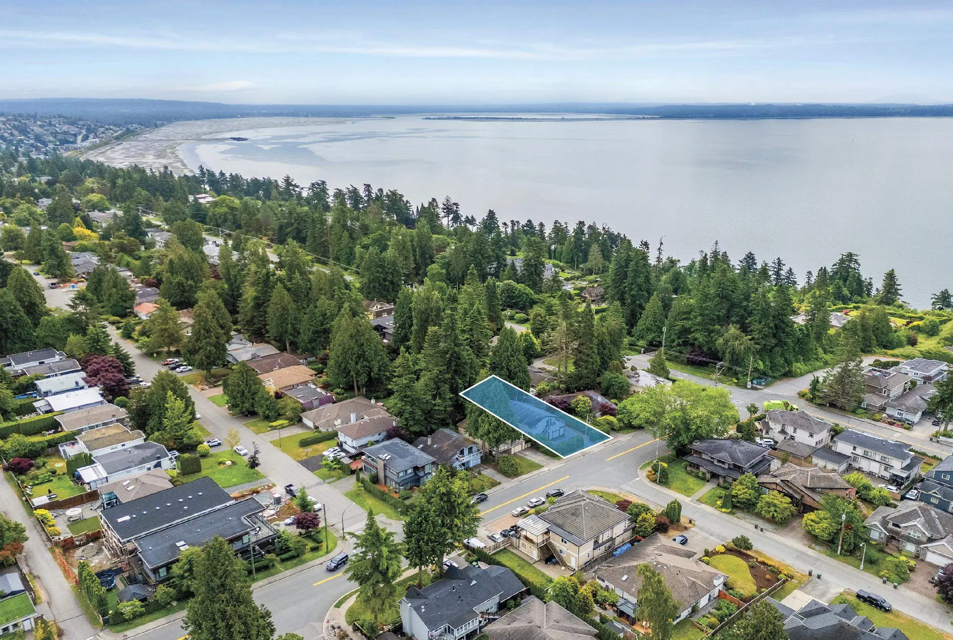 Property at 1410 Bergstrom Road, White Rock, BC