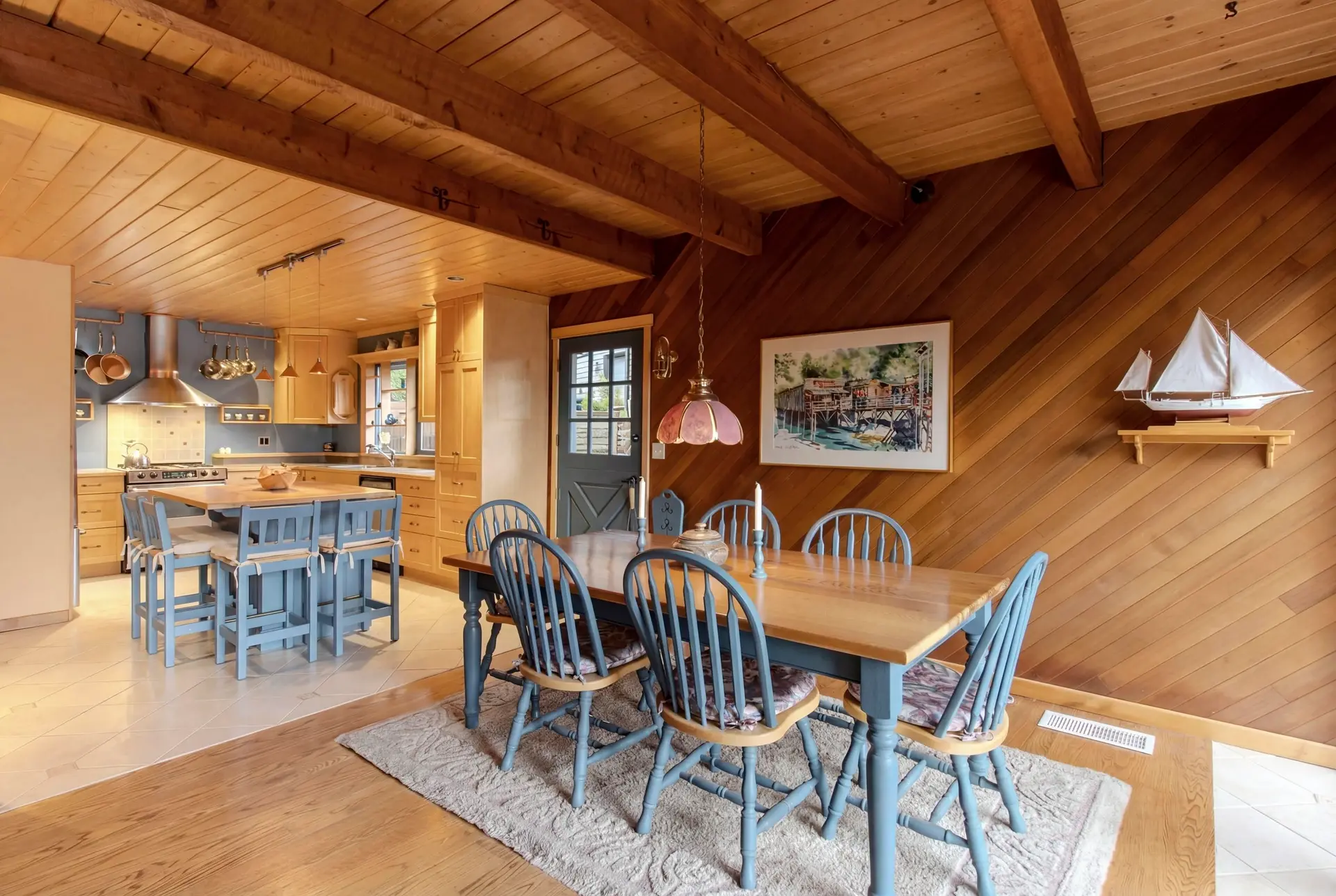 2317 Greenwood Way - Image 2