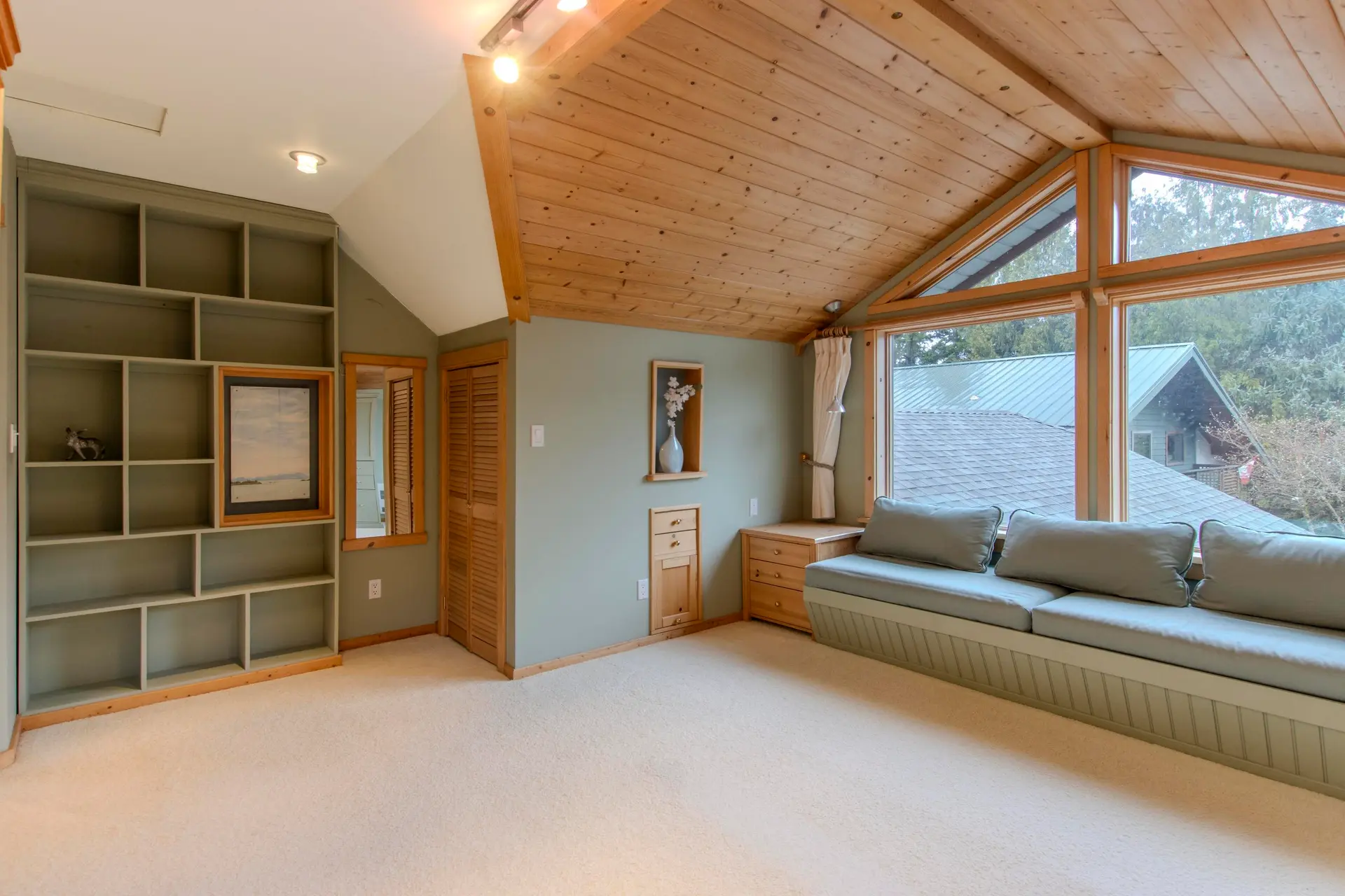 2317 Greenwood Way - Image 6