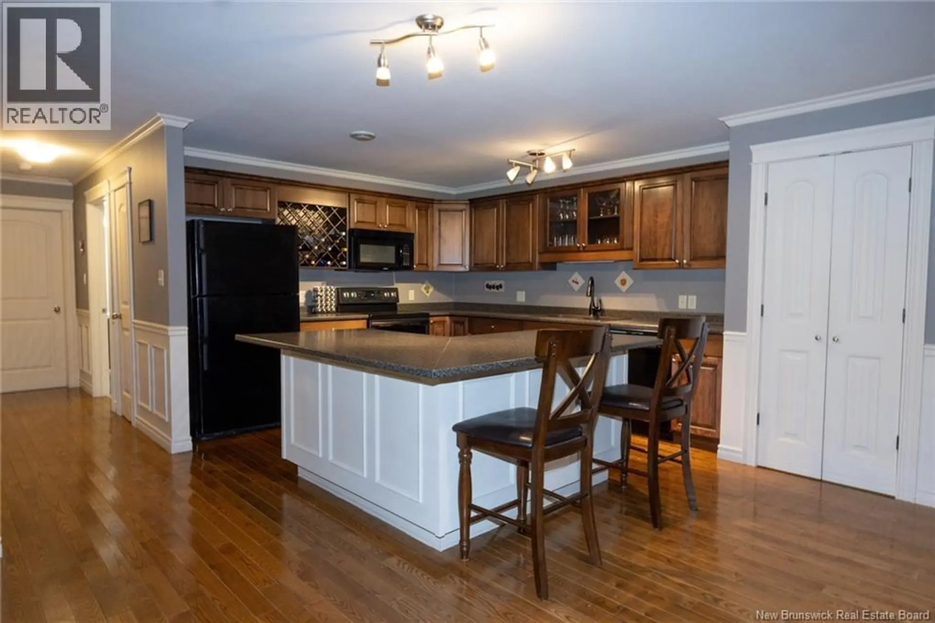 #104 170 Valcour Drive - Image 7