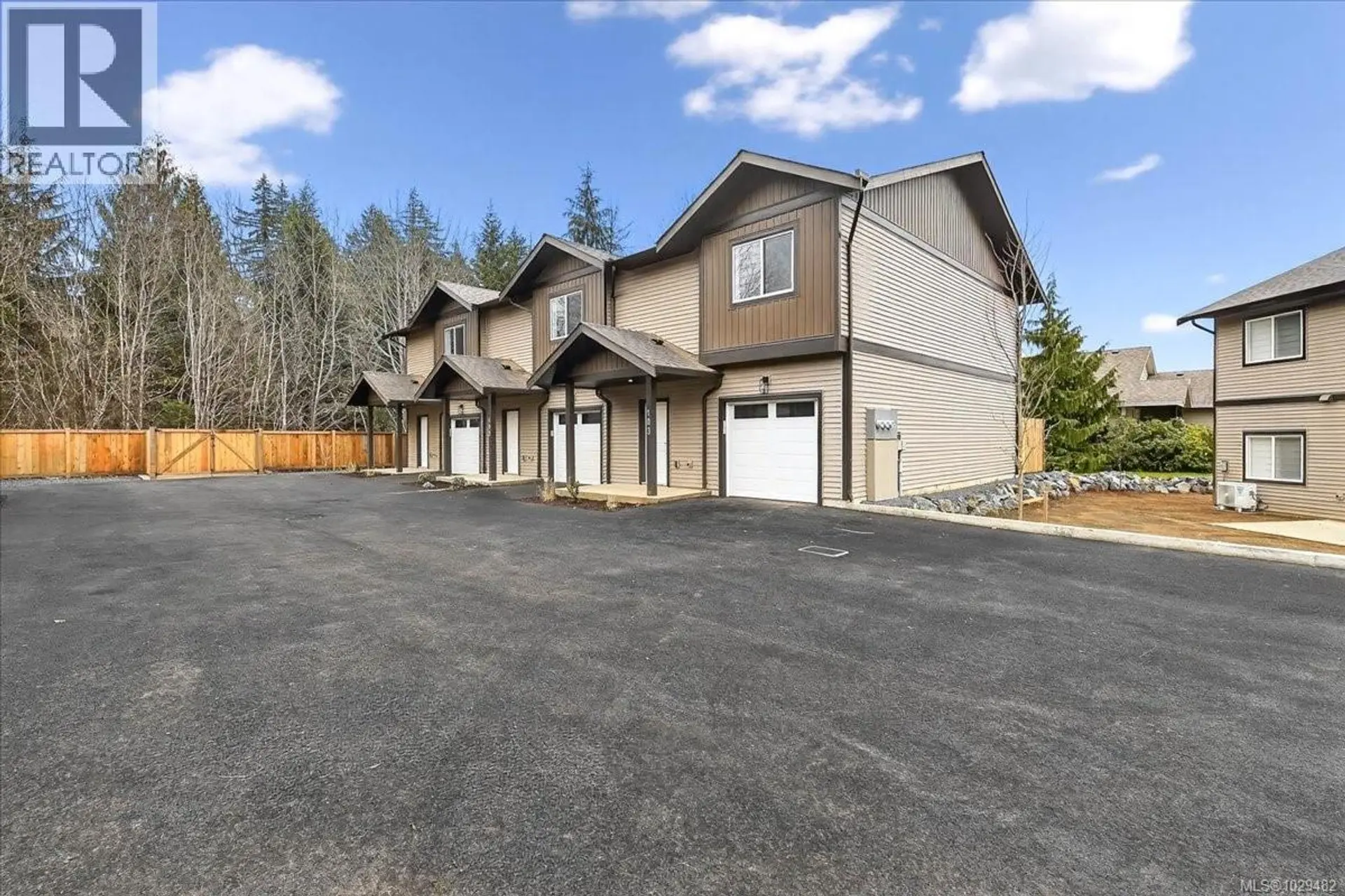 Property at #103 5535 Woodland Cres E, Port Alberni, BC