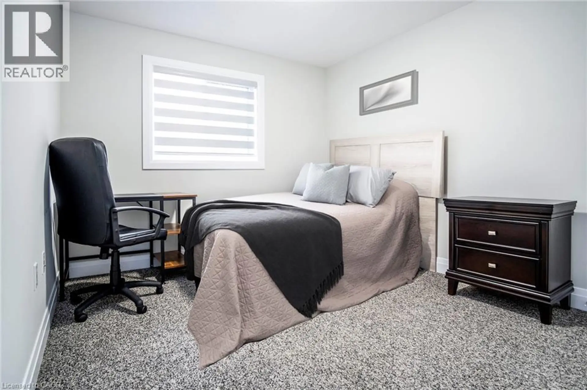 #42 520 GREY STREET - Image 14