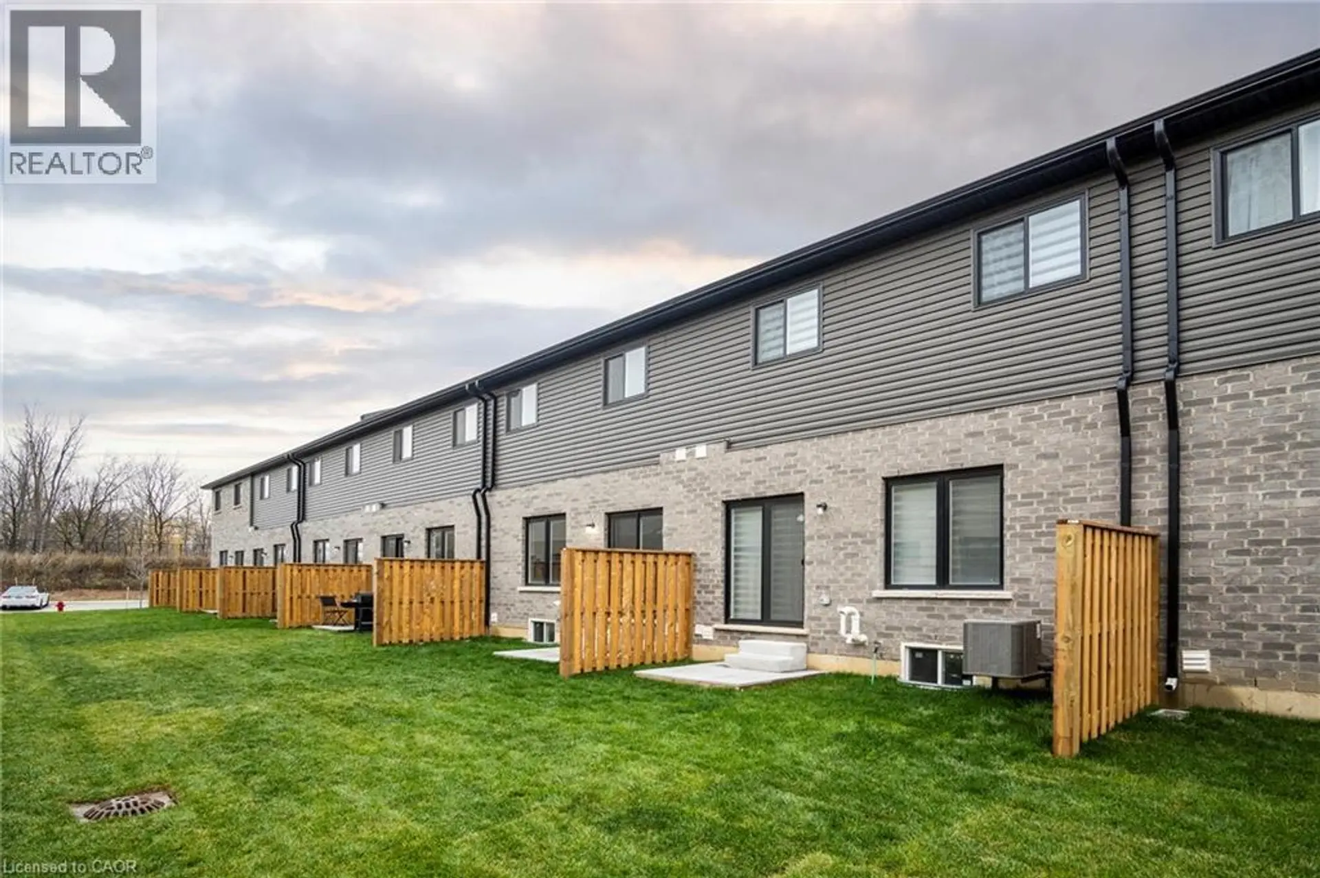 #42 520 GREY STREET - Image 18