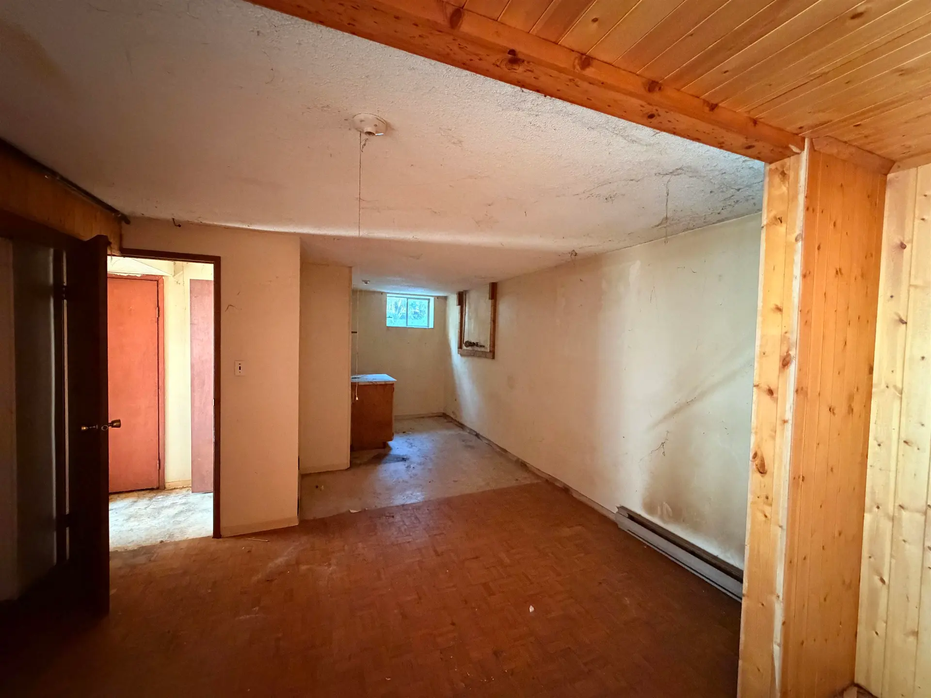 8131 Redrooffs Road - Image 8
