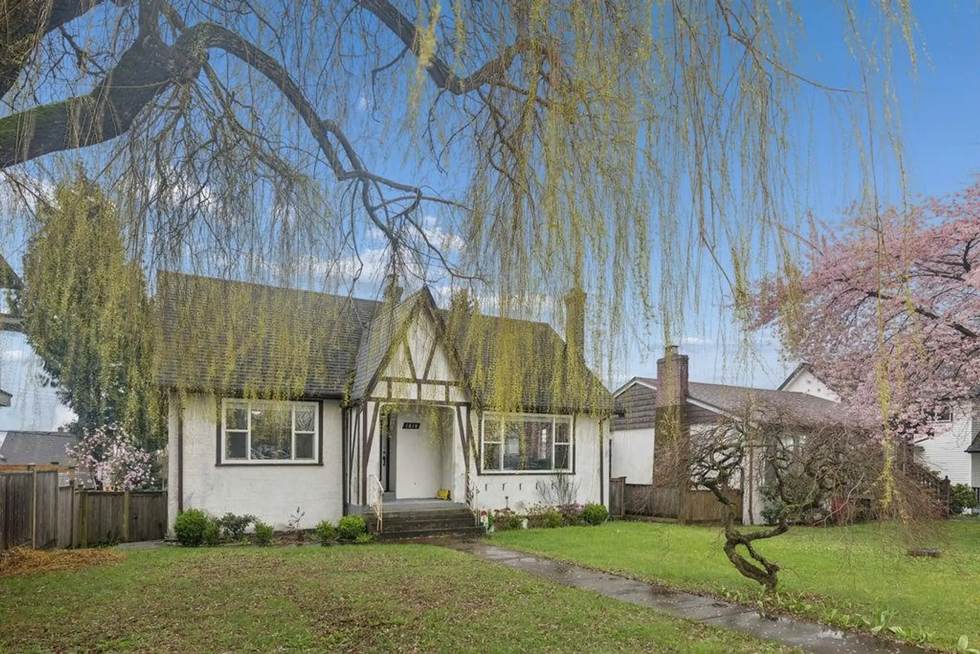 Property at 1810 Tenth Avenue, New Westminster, BC