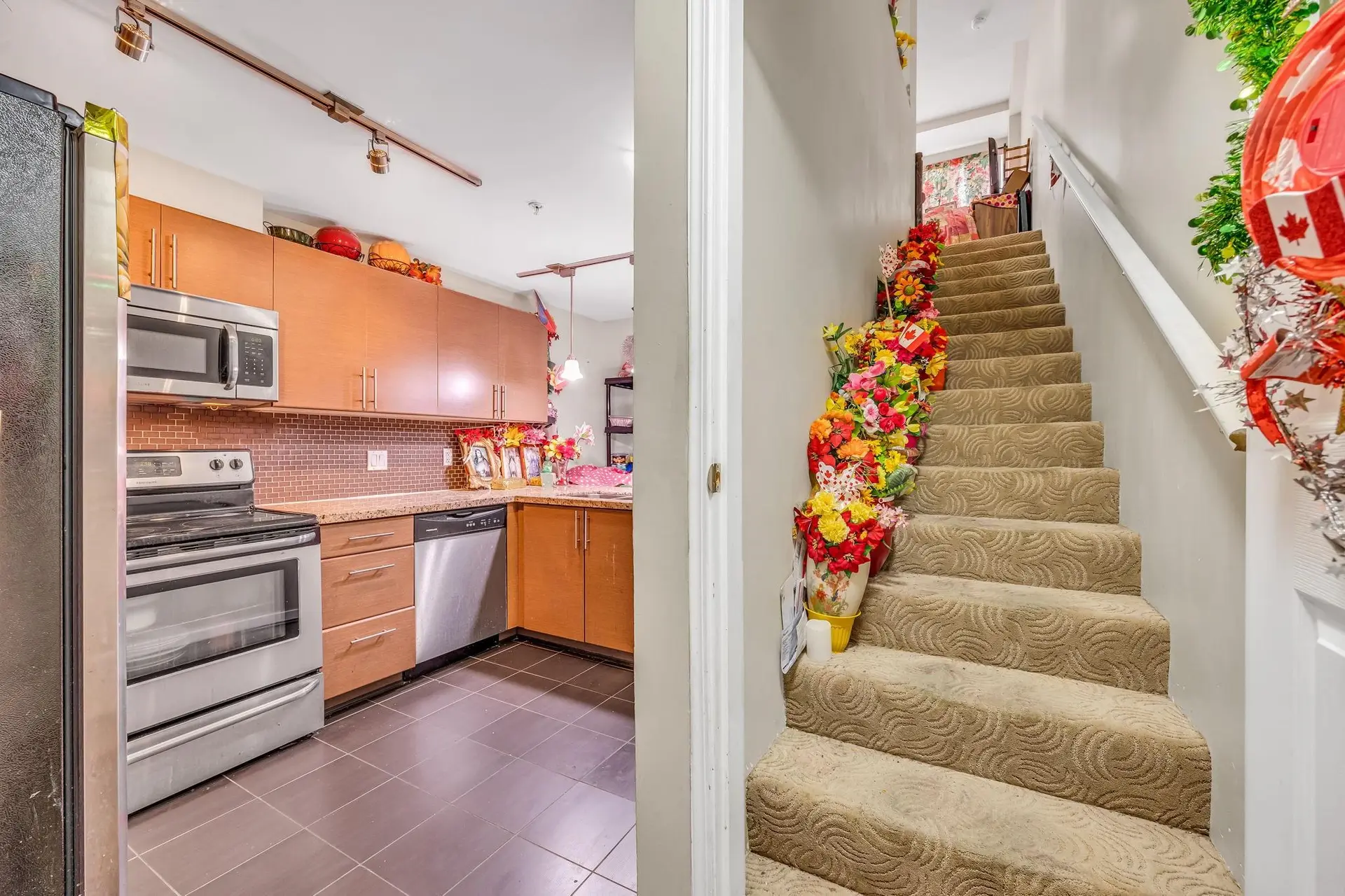 #55 2239 Kingsway - Image 8