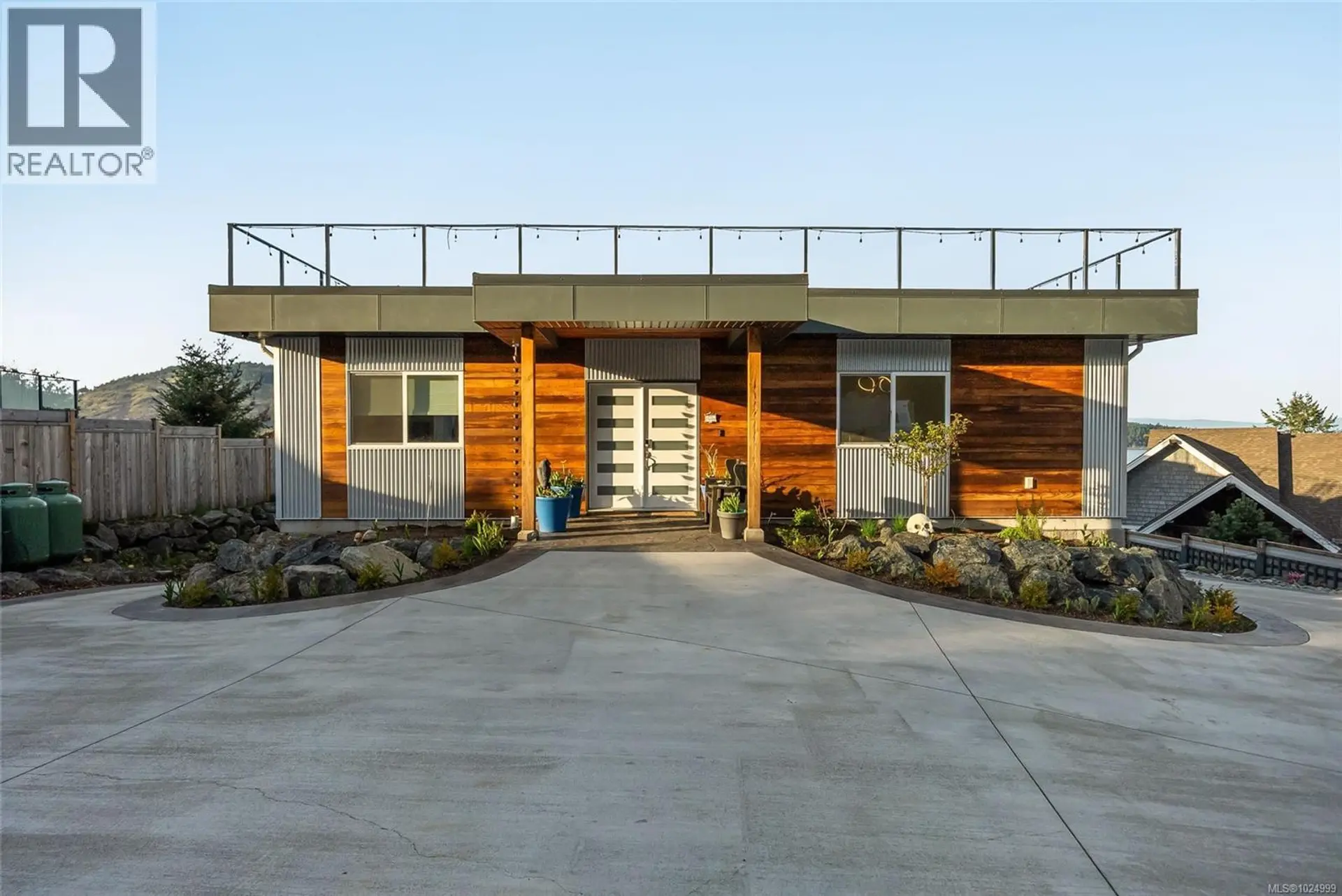 Property at 8578 Rumming Rd, Lantzville, BC