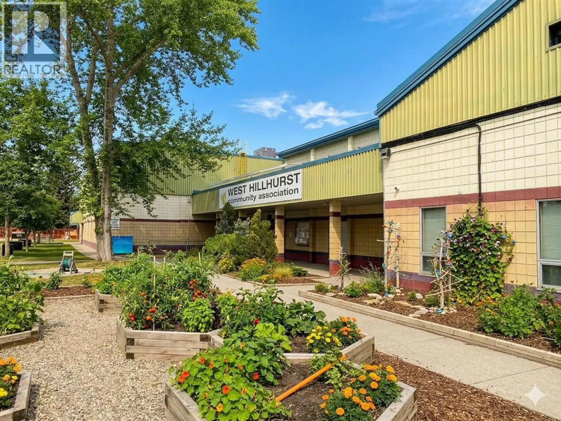 2412 1 Avenue NW - Image 9