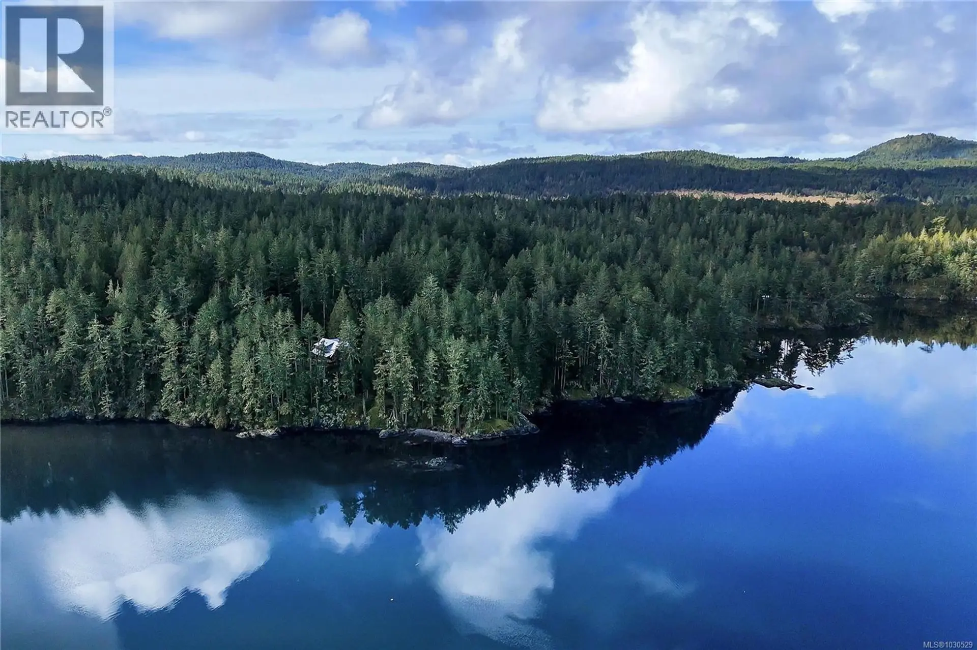 Property at 998 Gillespie Rd, Sooke, BC