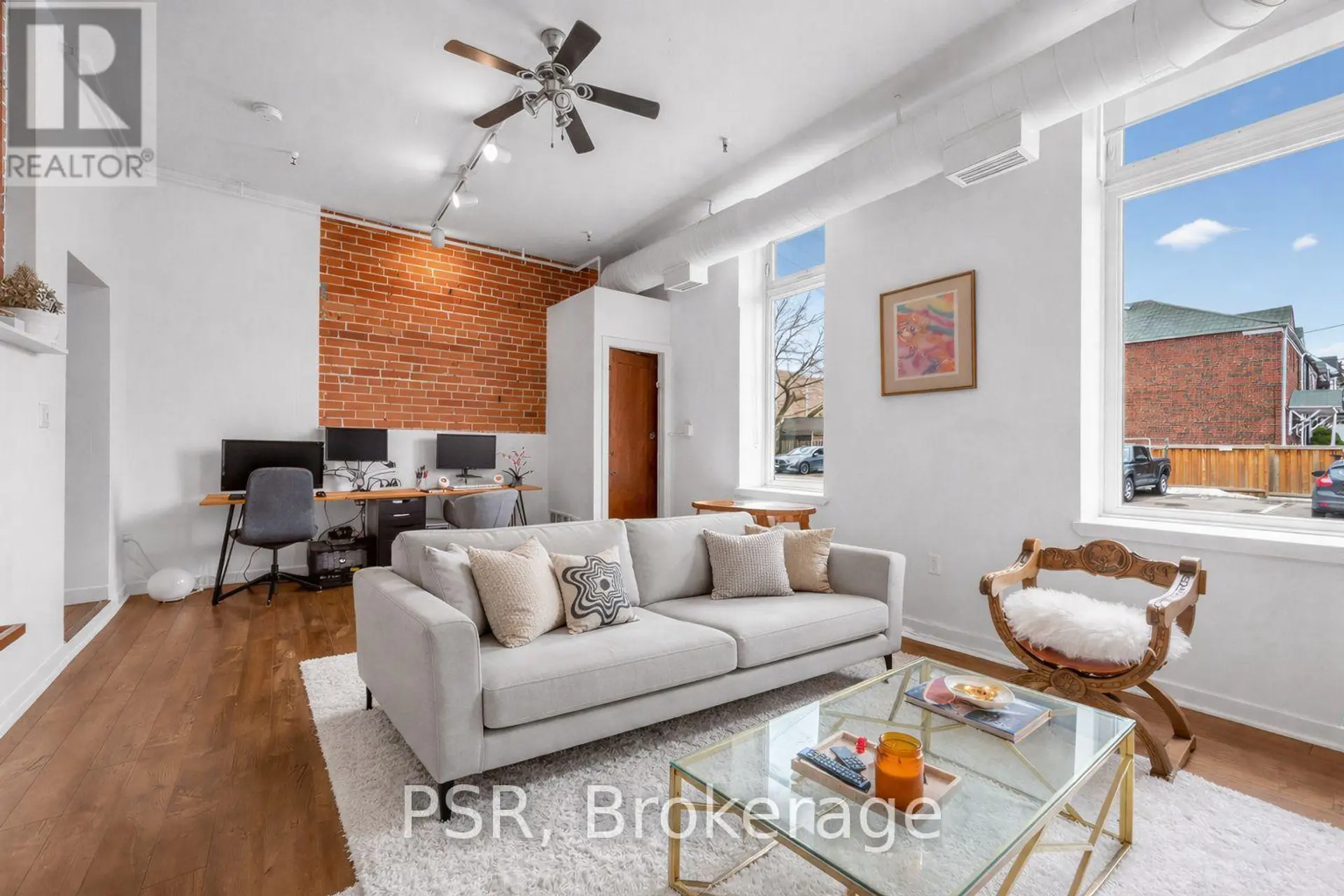 #4 121 PRESCOTT AVENUE - Image 2