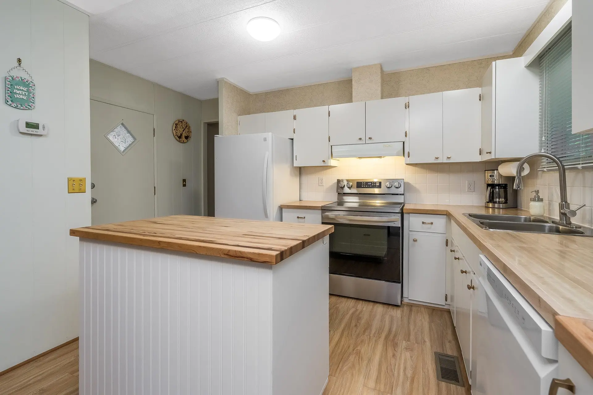 Property at ##46 2305 200th Street, Langley, BC